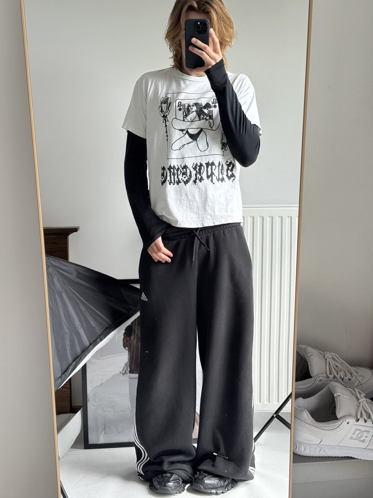 Supreme Supreme Queen Tee Size US M / EU 48-50 / 2 - 21 Thumbnail