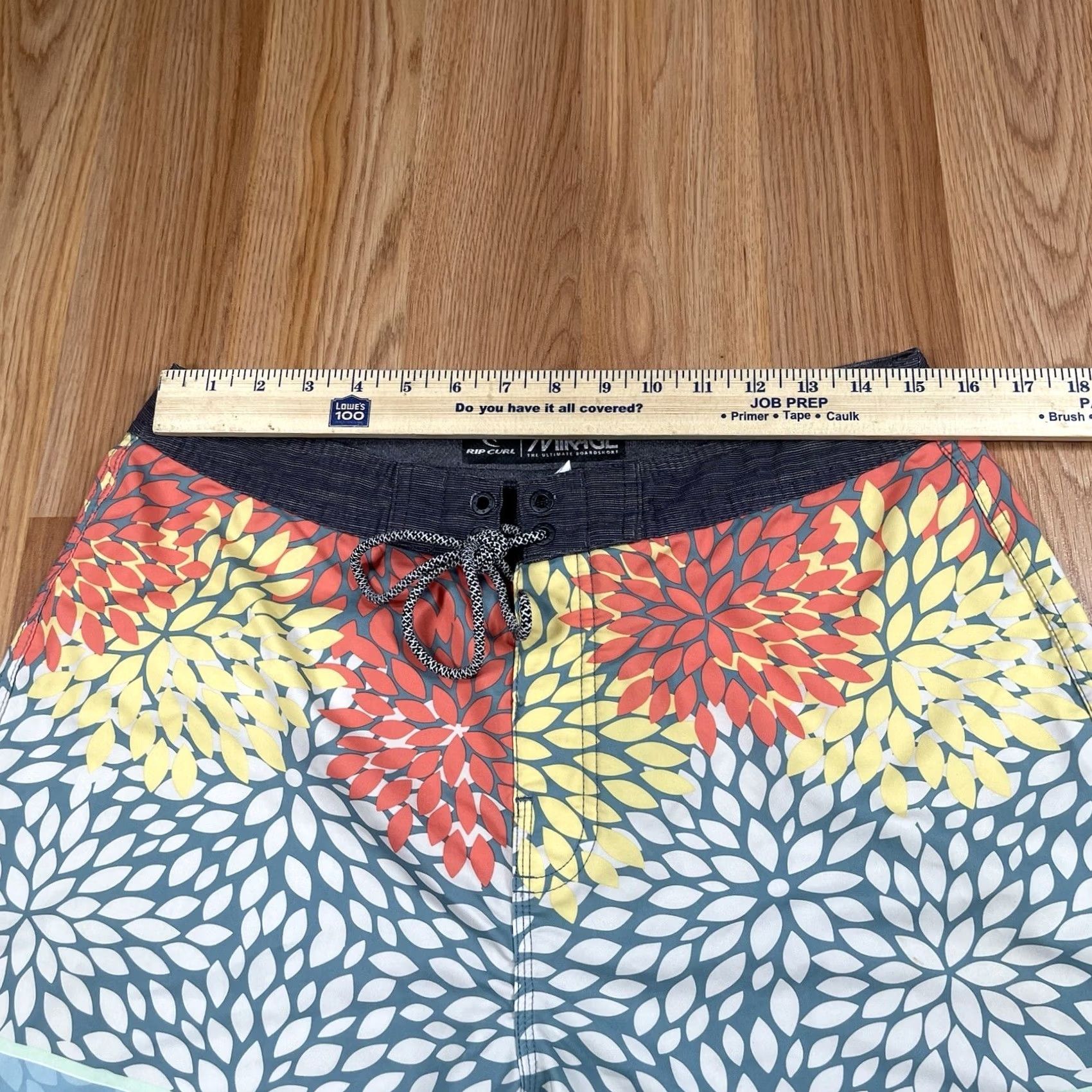 Vintage Mirage Shorts Mens 32 Stretch Drawstring Swim Trunks Beach Polyester Blend Trunks Pockets Quick Dry Adults Mens Beach Polyester Blend Mirage Shorts 32 Size US 32 / EU 48 - 4 Thumbnail
