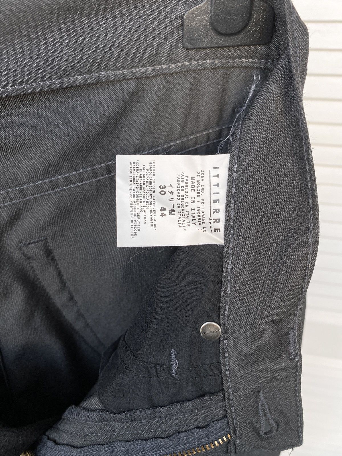 Versace × Versace Jeans Couture × Vintage Versace Gianni Versace Couture Medusa Patch Y2K Light Pants Size 30" / US 8 / IT 44 - 15 Thumbnail