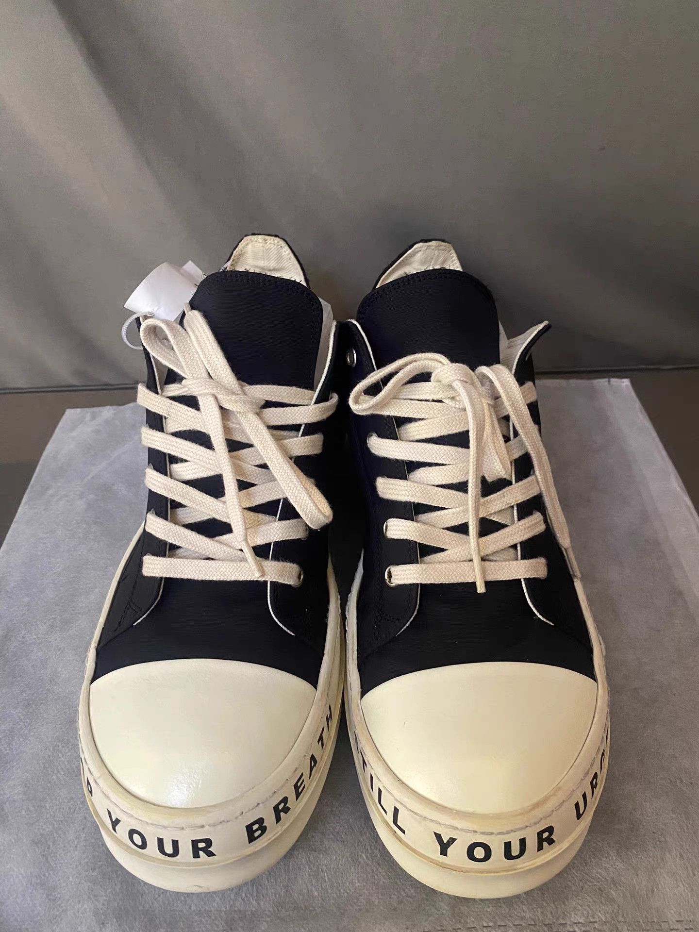 Rick Owens Rick Owens DRKSHDW Satin Low-Top Turbo Cyclops Size US 10 / EU 43 - 2 Thumbnail