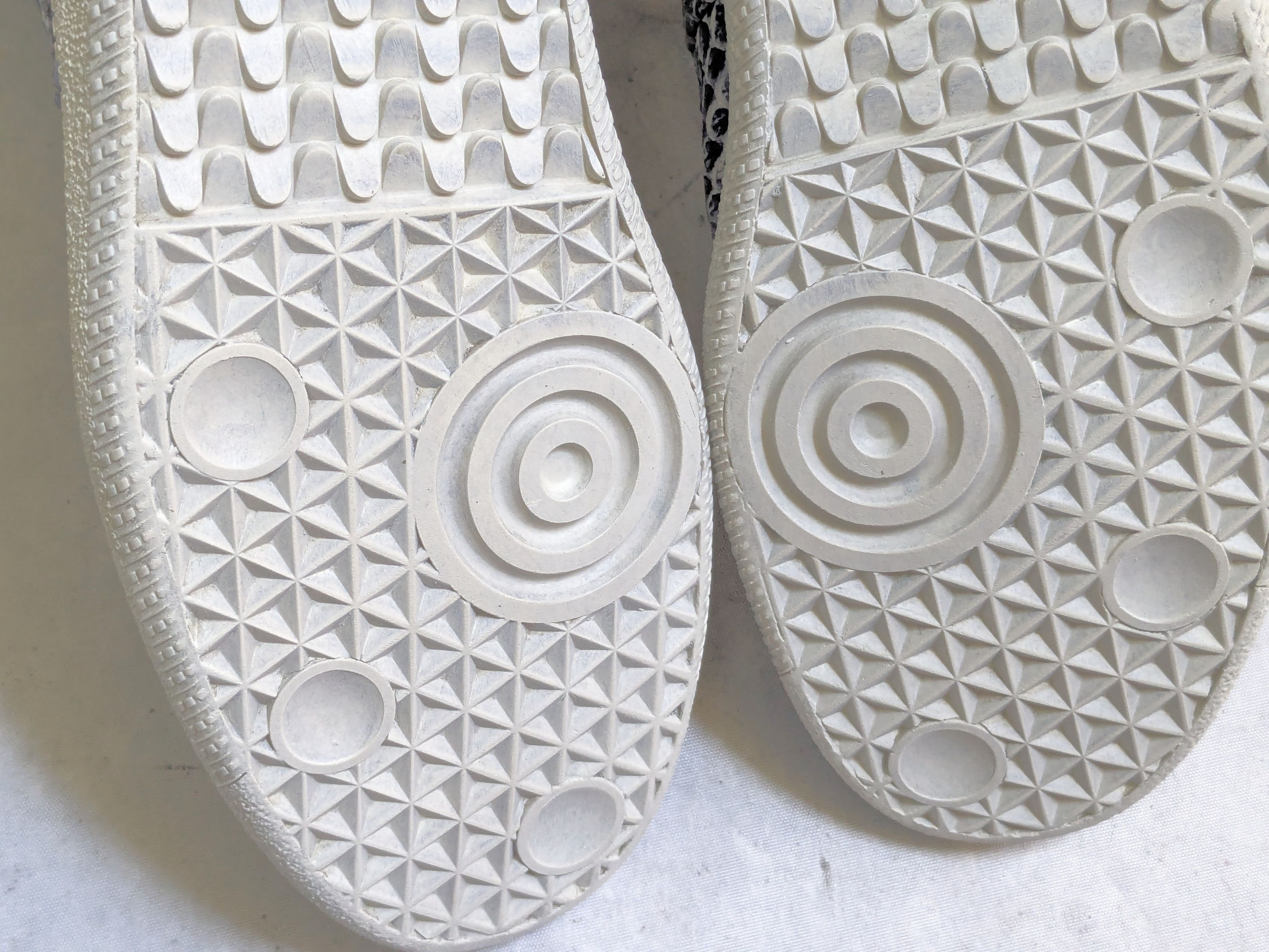 Maison Margiela Maison Margiela Future White Snakeprint 10 43 High Tops Size US 10 / EU 43 - 19 Thumbnail
