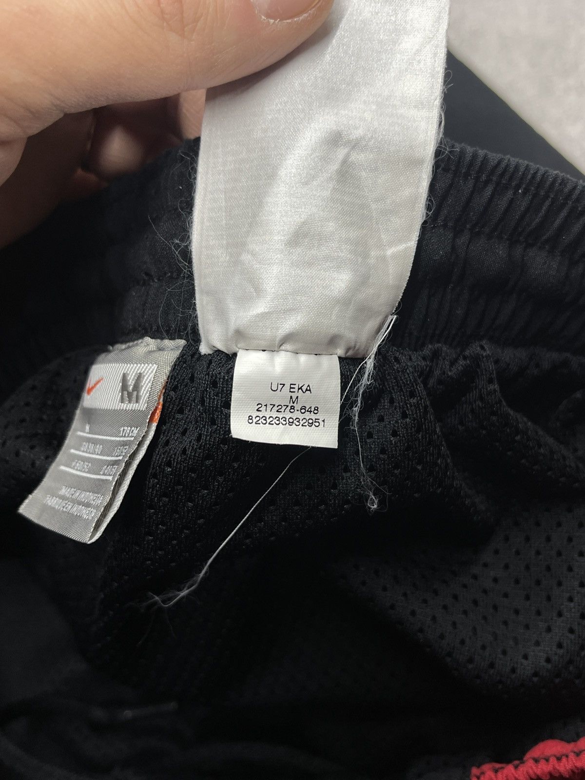 Nike Vintage Nike Nylon Sweatpants Black Trackpants TECH ACG Size US 32 / EU 48 - 9 Thumbnail