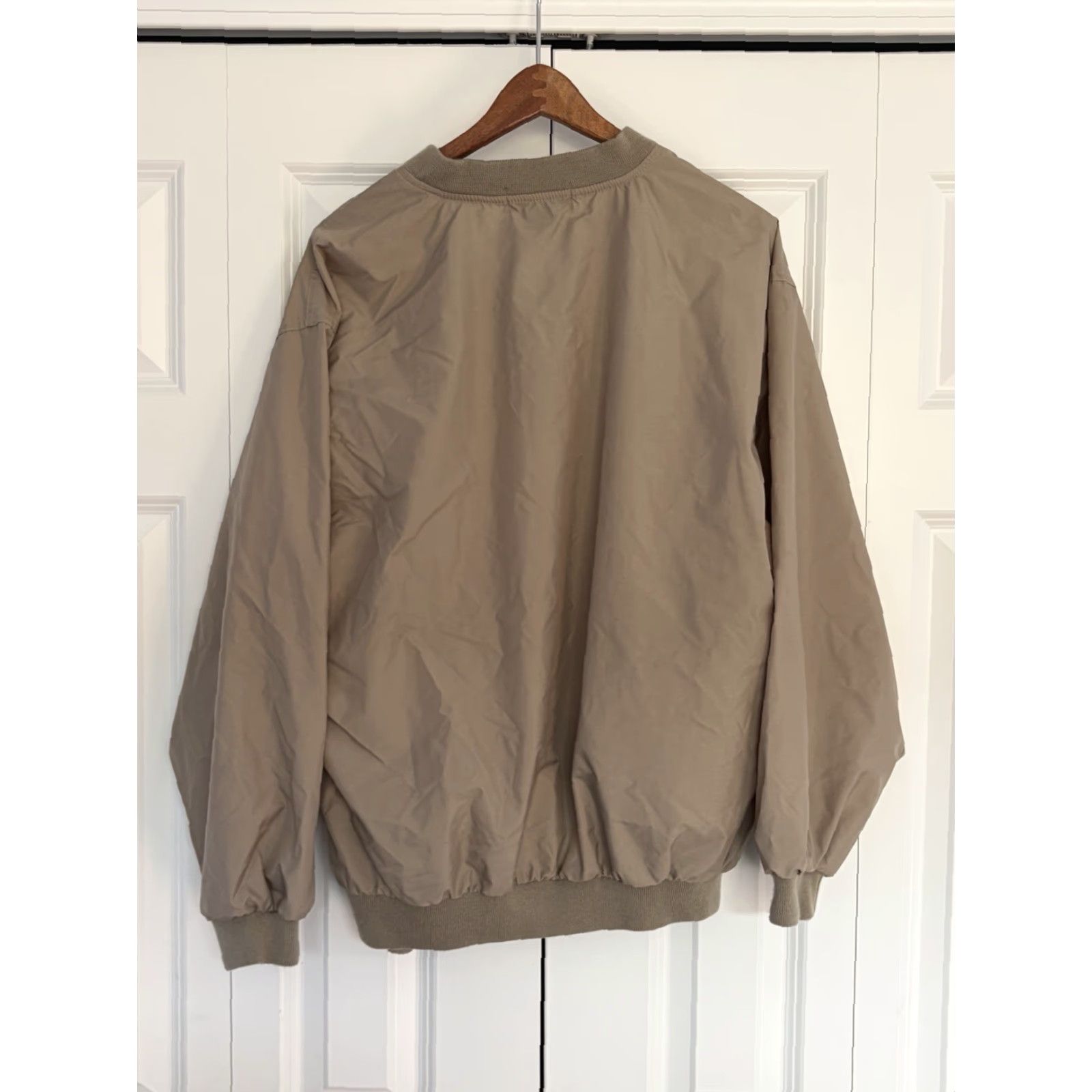 Izod VINTAGE IZOD Golf Windbreaker Jacket Pullover Beige M Mens 90s Pocket Logo Cadilla Invitational Beige Size US M / EU 48-50 / 2 - 2 Thumbnail
