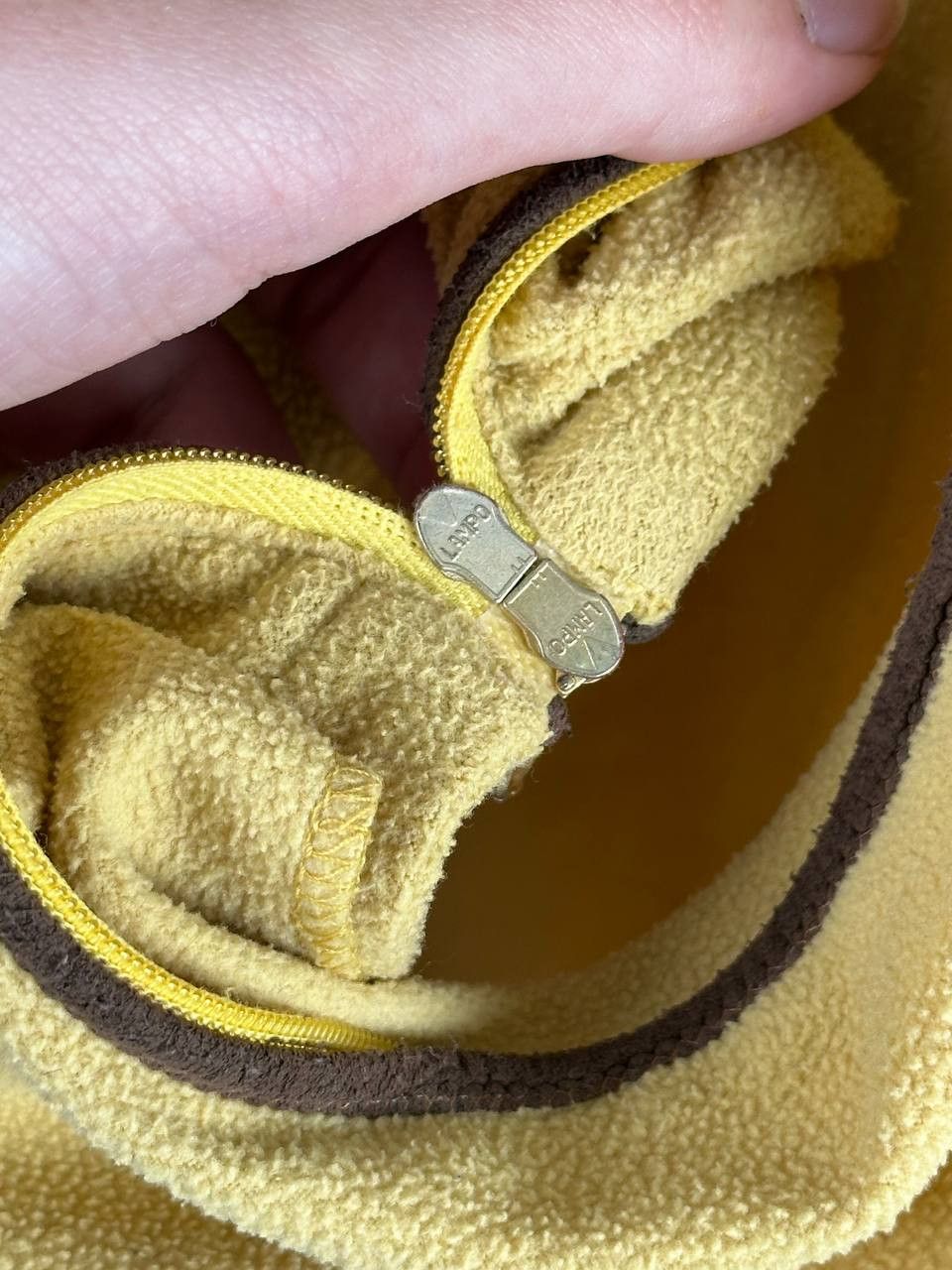 Moncler × Vintage Moncler Vintage Yellow Fleece Full Zip Sweater Size XS / US 0-2 / IT 36-38 - 13 Thumbnail