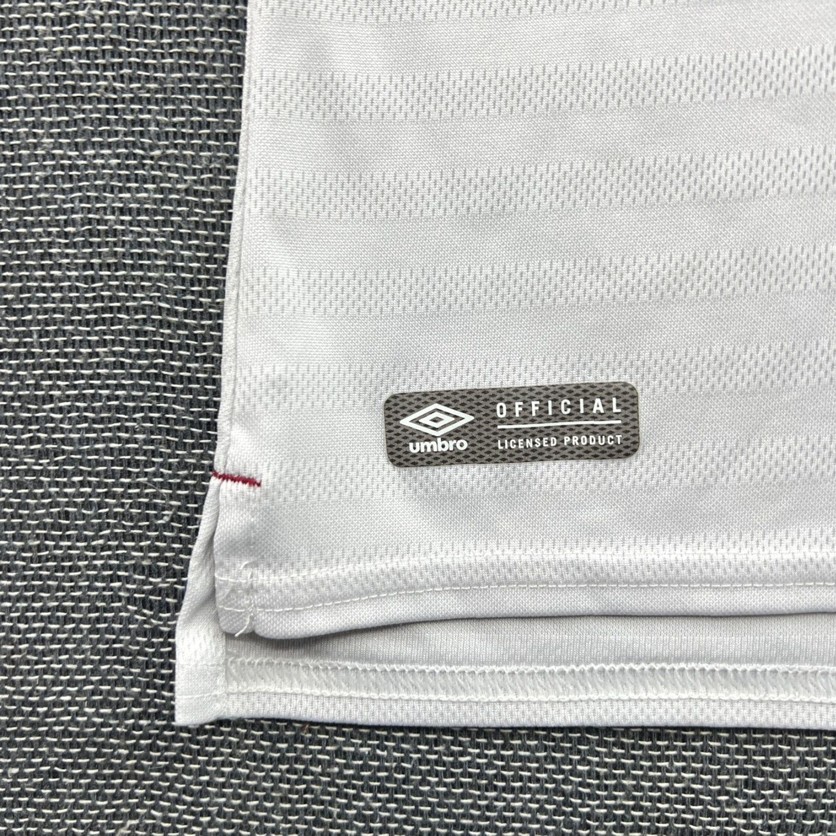 Umbro Umbro Nurnberg 2018 2019 Away Tim Leibold Football Jersey Mens M White Short Sleeve Round Neck Moisture Wicking Quick Dry Jersey Size US M / EU 48-50 / 2 - 5 Thumbnail
