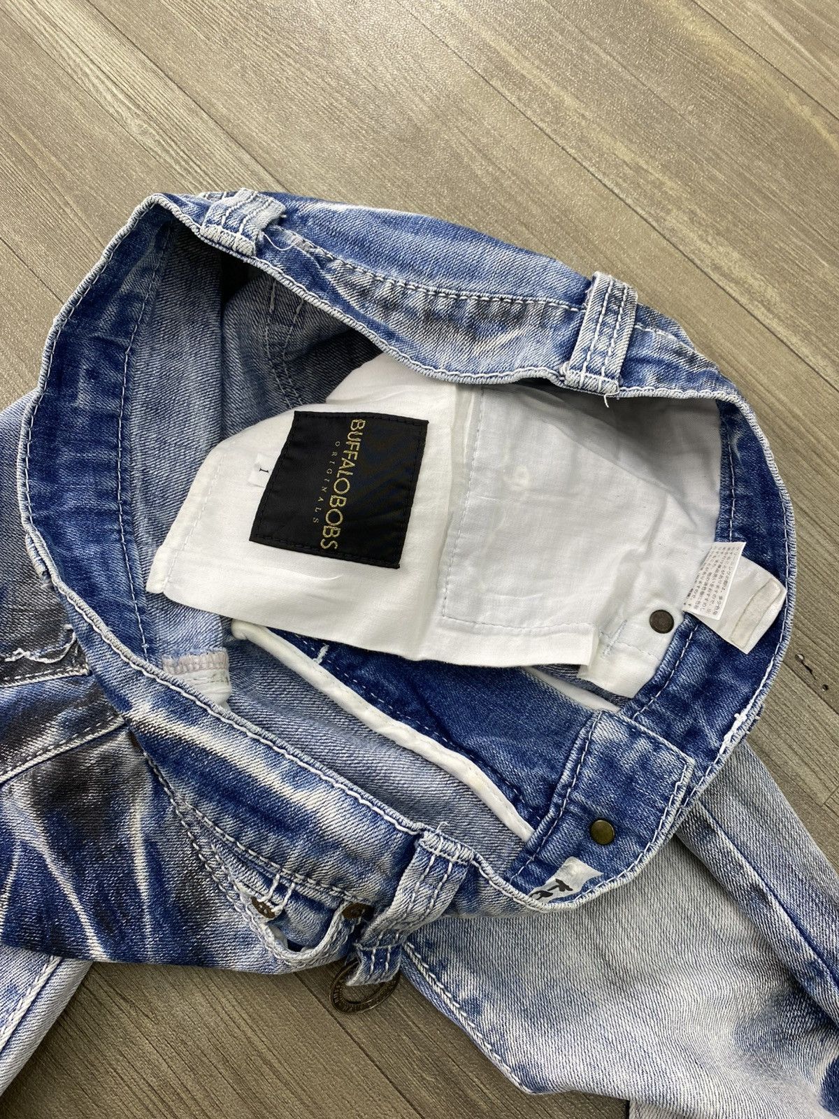 BUFFALO BOBS Buffalo Bobs Clawmark Curve Distressed Mudwash Flared Jeans Size US 32 / EU 48 - 12 Thumbnail