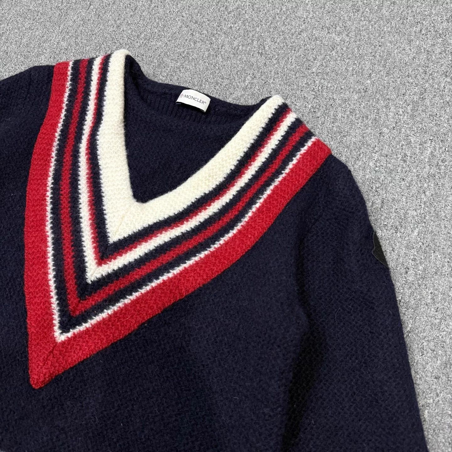 Moncler Moncler nz crewneck knit sweater XL 99 new Size XL / US 12-14 / IT 48-50 - 3 Thumbnail