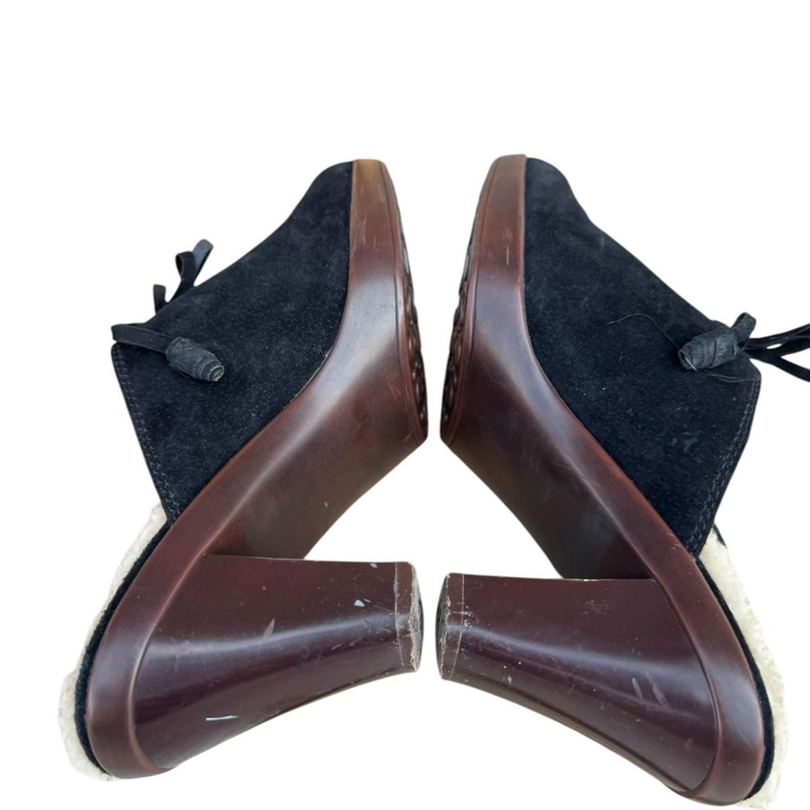 Ugg UGG Black Suede Mules with Chunky Heel 7.5B Size US 7.5 / IT 37.5 - 4 Thumbnail