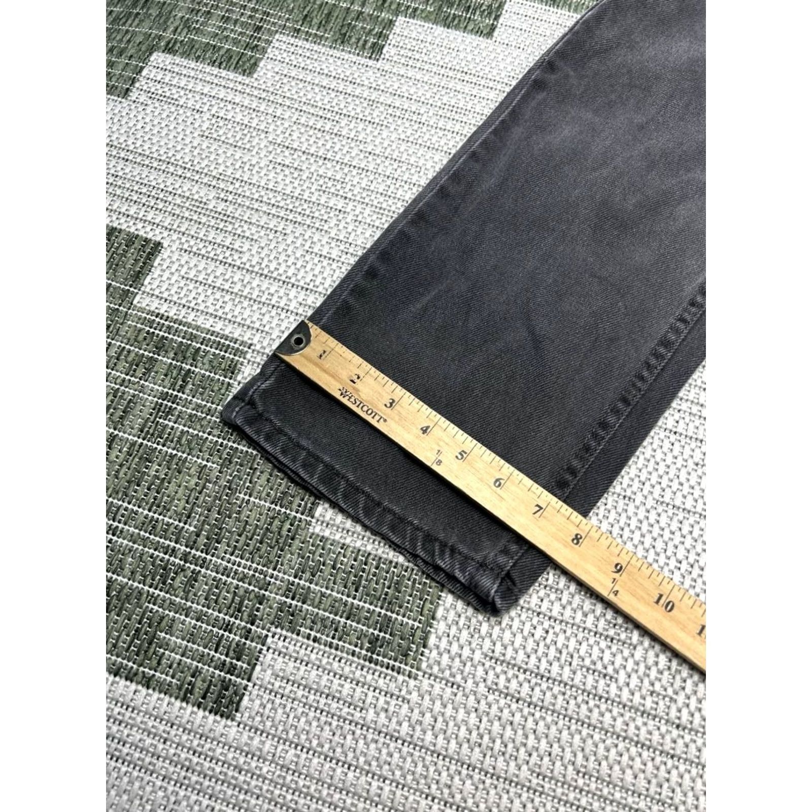 Levi's Item Specifications: Type: Athletic Shoes Size US 32 / EU 48 - 4 Thumbnail