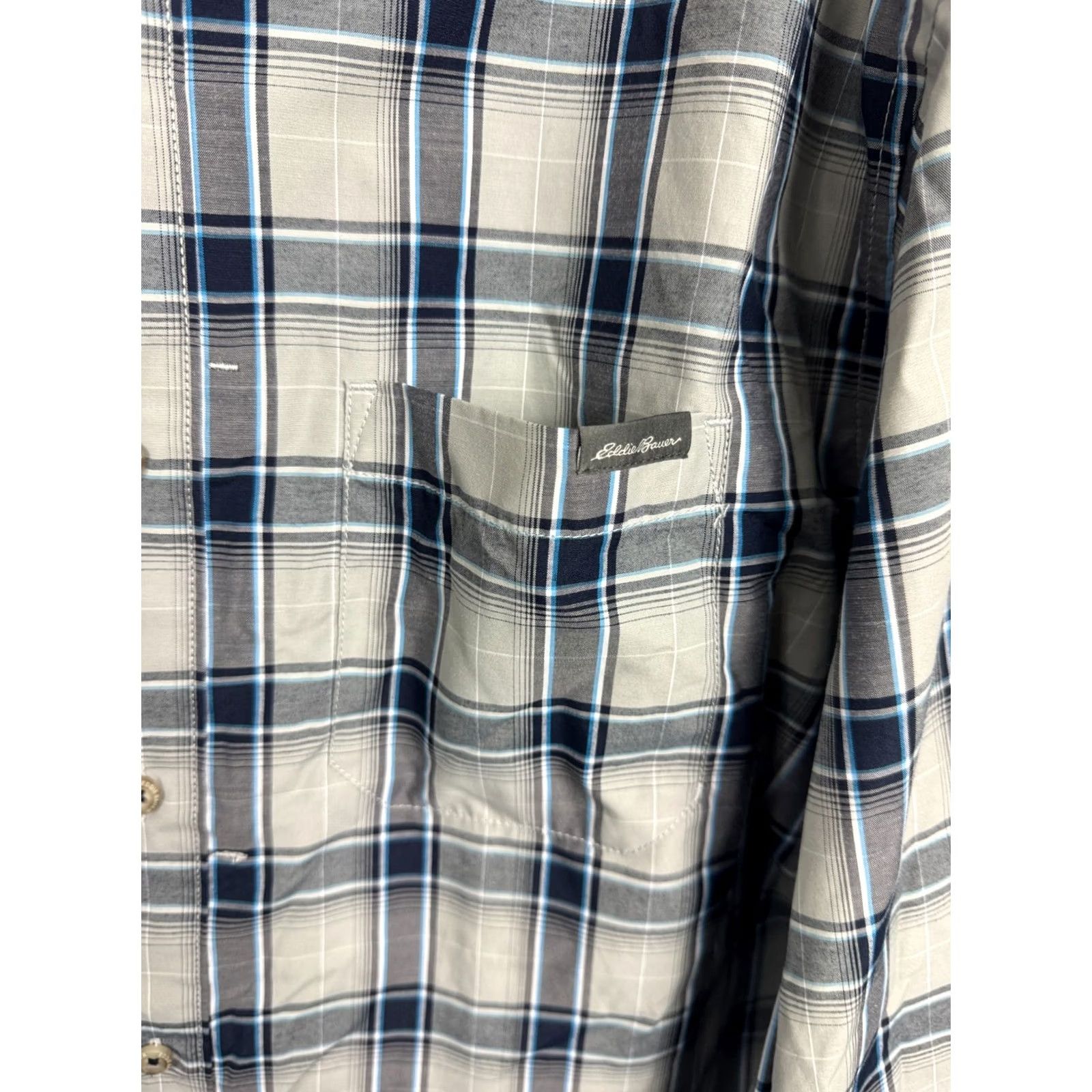 Eddie Bauer Eddie Bauer Button Down Shirt Large Mens Blue Plaid Classic Fit L/S Outdoors Pocket Size US L / EU 52-54 / 3 - 3 Thumbnail
