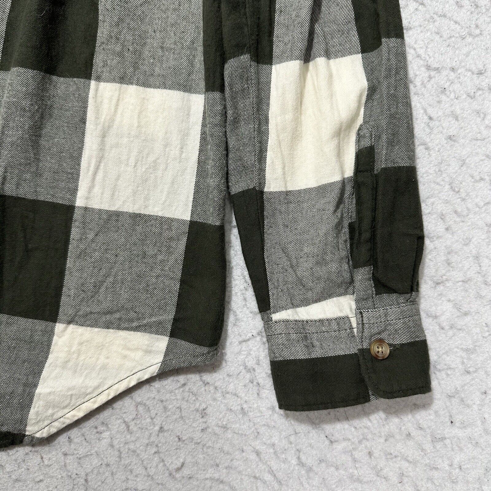 Old Navy Old Navy Petite Small Green White Plaid Button Down Shirt Size S / US 4 / IT 40 - 7 Thumbnail