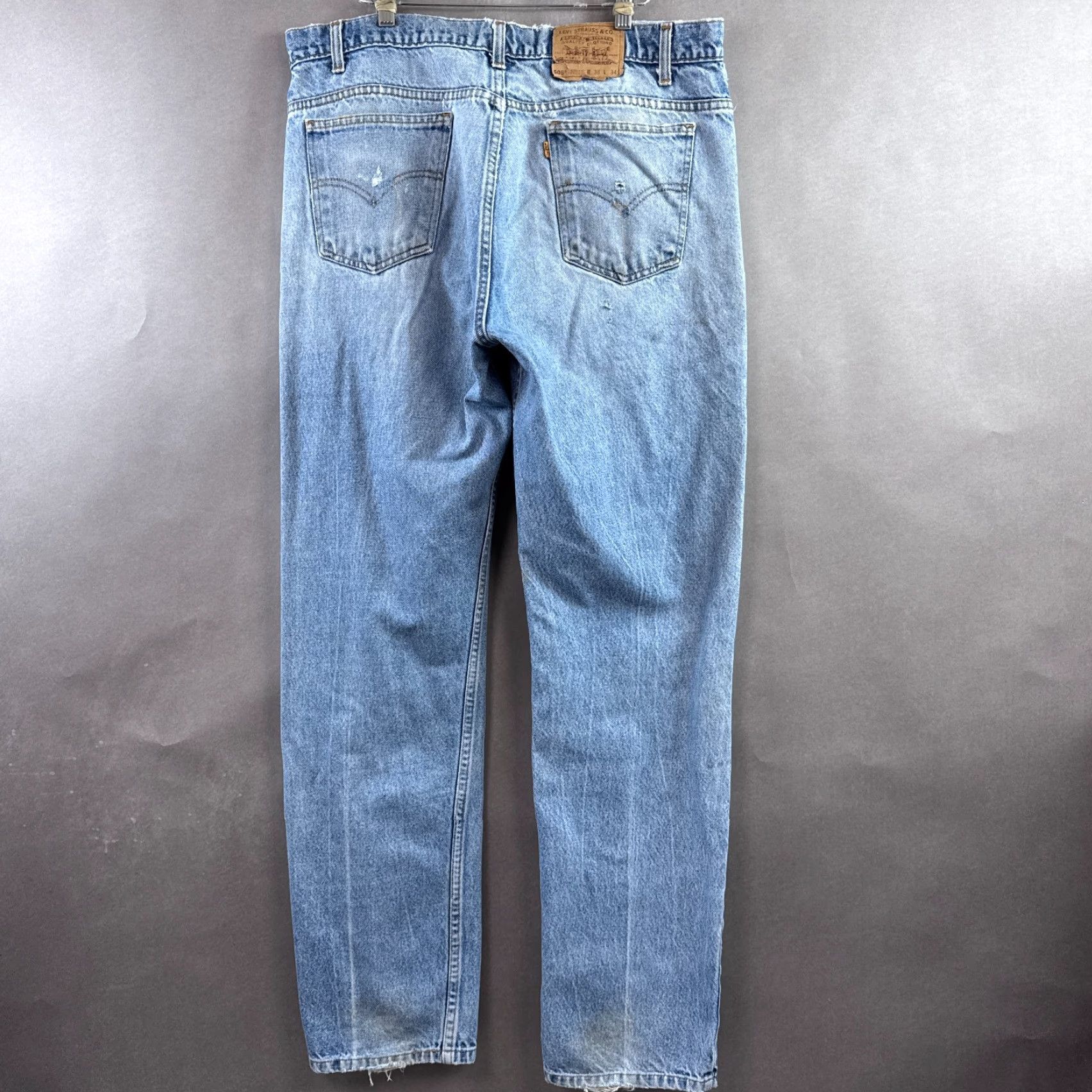 Levi's VINTAGE Levi's Jeans Mens 36x34 Blue 90s Orange Tab Thrashed 505 Work Denim Jeans Mens 90s Theme: 90s Size US 38 / EU 54 - 4 Thumbnail