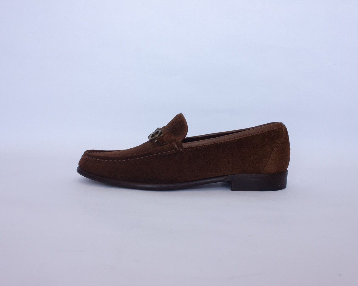 Salvatore Ferragamo 850$Ferragamo Moccasin Gancini Testa Di Moro Ornament Suede Size US 9 / EU 42 - 4 Thumbnail
