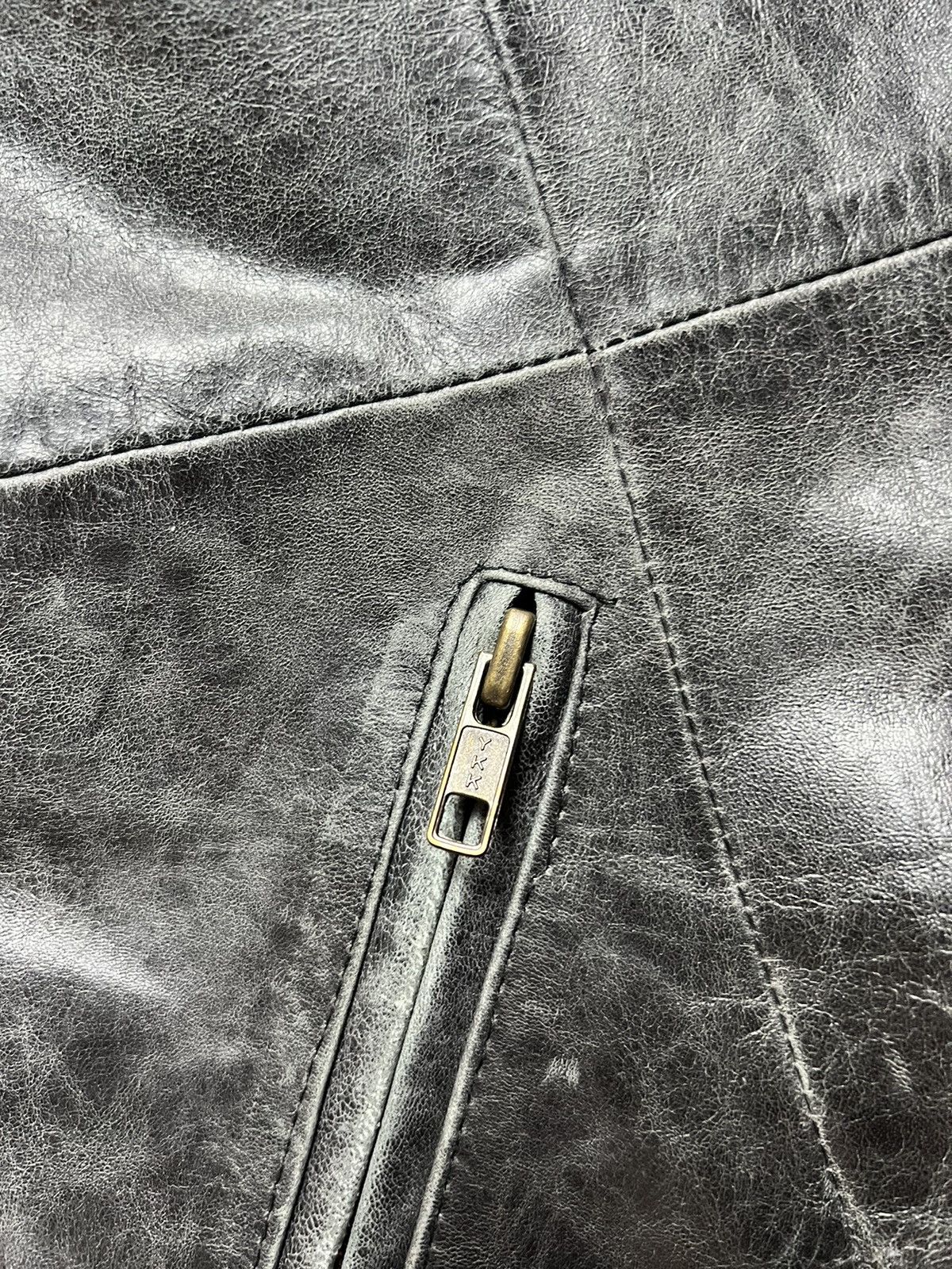 Japanese Brand Vintage Leather Faded Asymmetrical Rick Owens Style Jacket Size S / US 4 / IT 40 - 6 Thumbnail