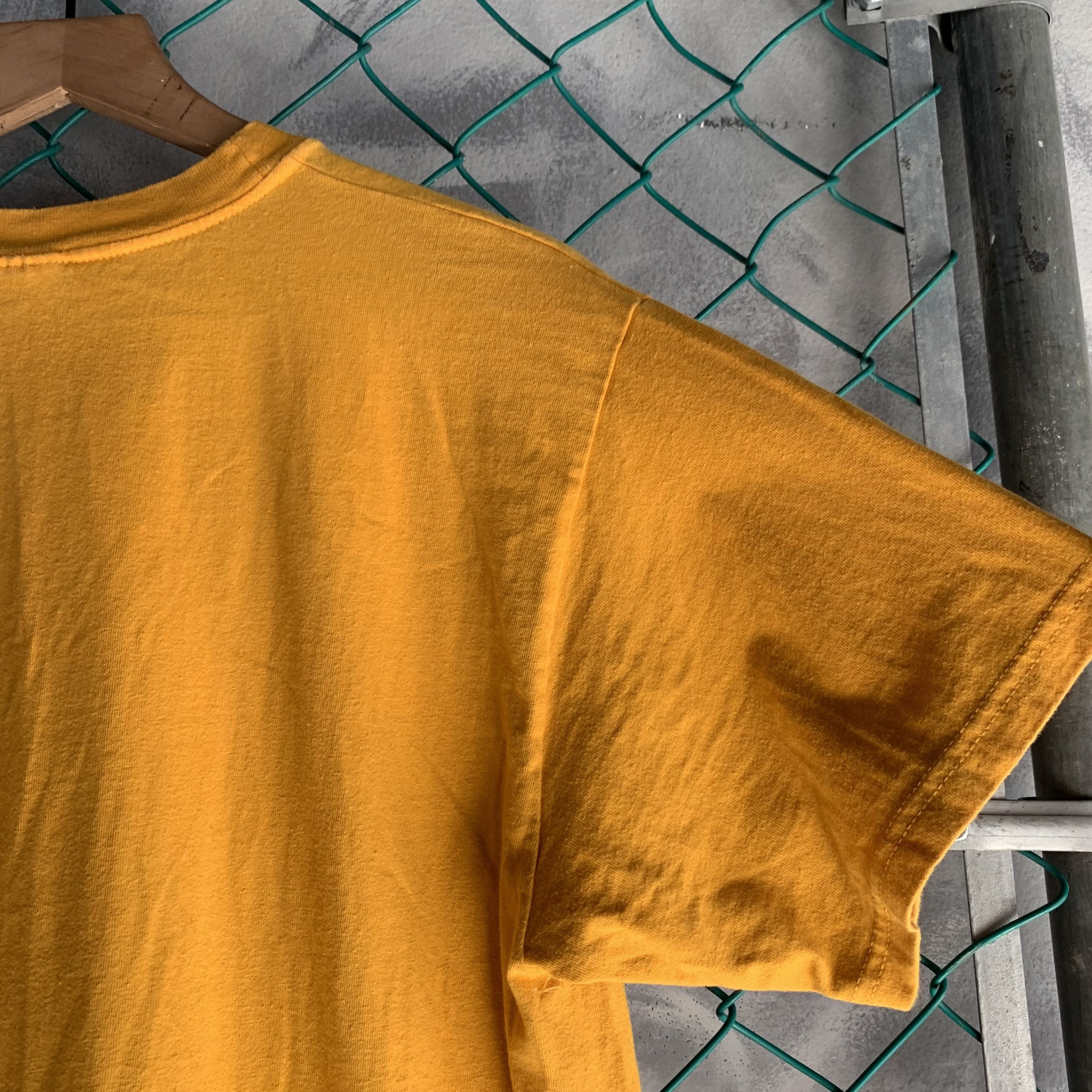 Hanes Hanes Beefy T Shirt Men's Size Large Yellow Size US L / EU 52-54 / 3 - 7 Thumbnail