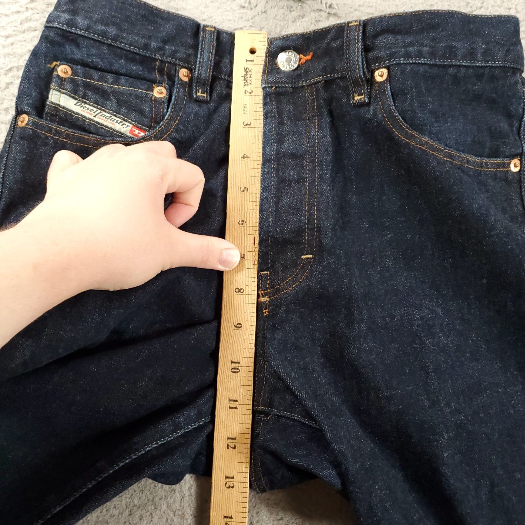 Diesel Diesel Jeans Mens 33 Dark Blue Wash Button Fly Denim 5-Pocket City Italy Straight Regular Size US 33 - 4 Thumbnail