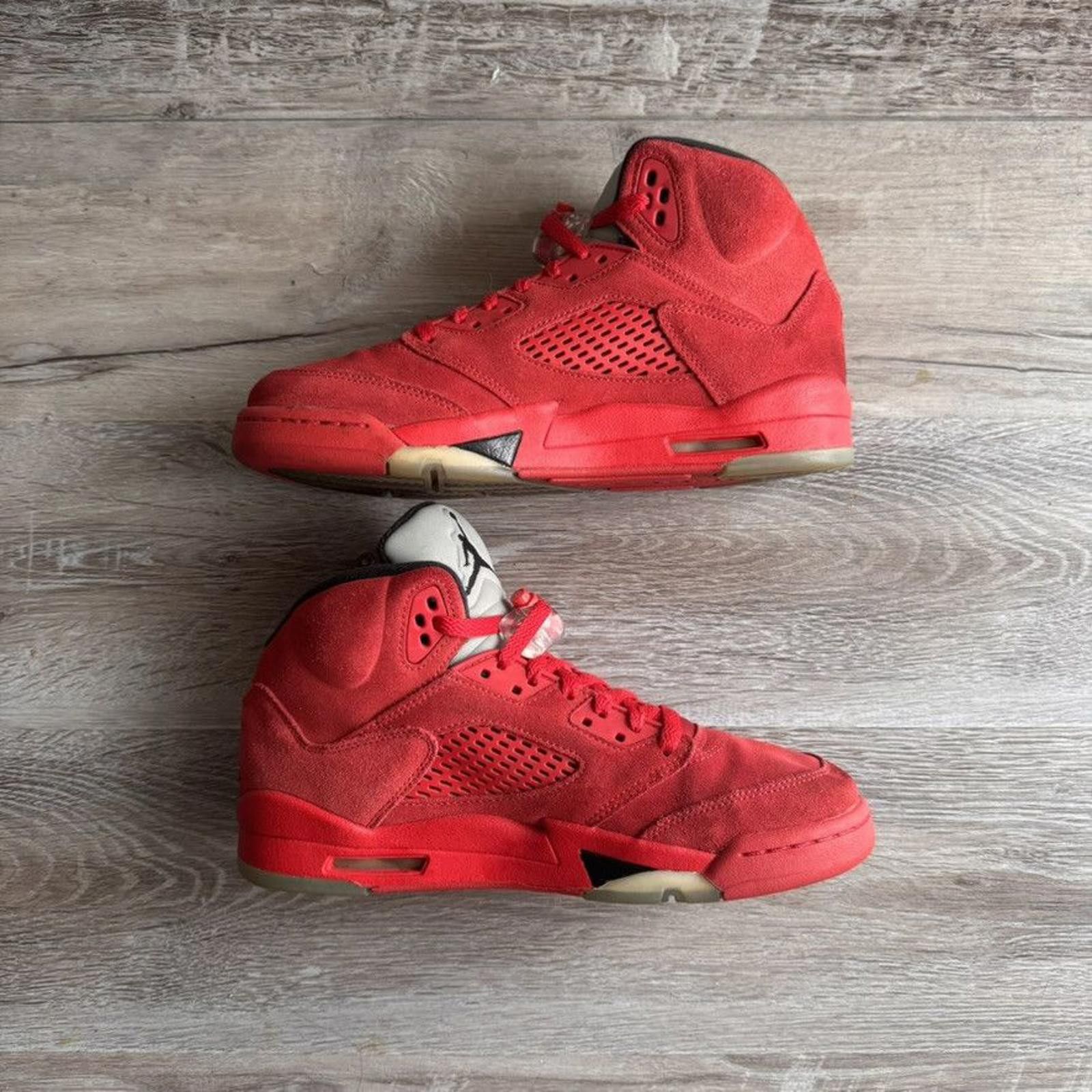 Nike NIKE • JORDAN 5 Retro GS "Red Suede" (7M) Size US 7 / EU 40 - 3 Thumbnail