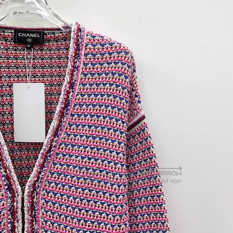 Chanel Chanel Pink cotton V-neck long-sleeved tweed knitted jacke Size XS / US 0-2 / IT 36-38 - 3 Thumbnail