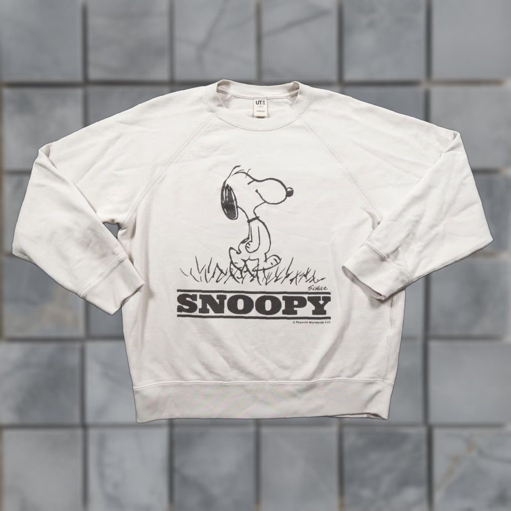 Uniqlo Snoopy Sweatshirt Mens Medium White Crewneck Uniqlo Peanuts Sweater Cartoon Size US M / EU 48-50 / 2 - 1 Thumbnail