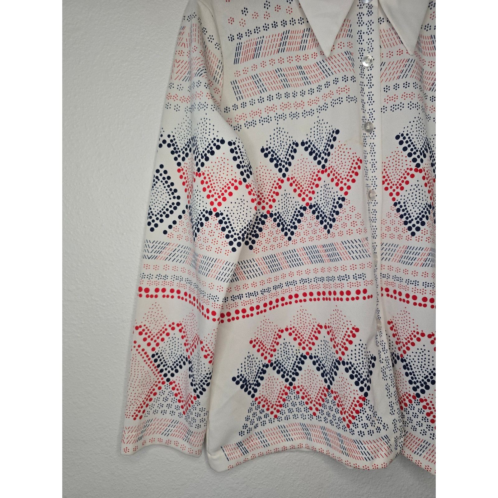Vintage Vintage Womens Button Up Geometric Shirt Land' n Sea 1970s Size S / US 4 / IT 40 - 4 Thumbnail