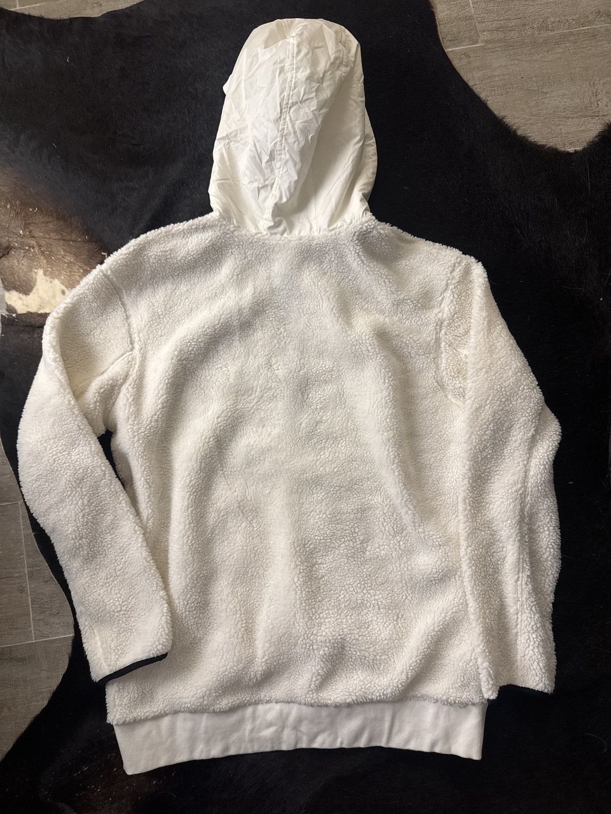 Nike Nike NikeLab Essentials Sherpa Hoodie in a Sail/Black Size US L / EU 52-54 / 3 - 4 Thumbnail
