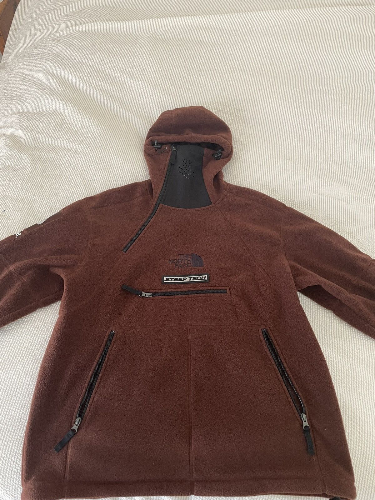 Supreme × The North Face / Steep Tech Fleece Pullover Brown SUPREME/ THE NORTH FACE STEEP TECH FLEECE PULLOVER/ BROWN