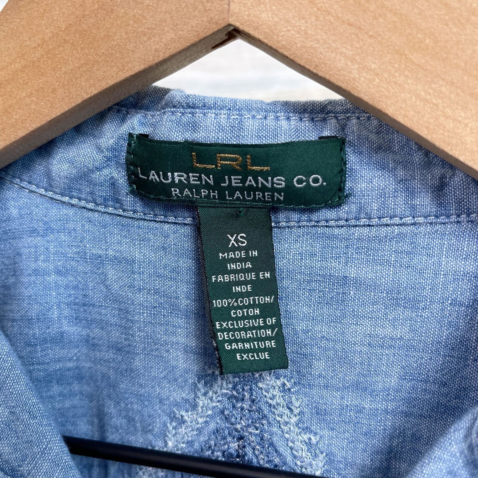 Lauren Ralph Lauren LRL Ralph Lauren Southwestern Embroidered Chambray Shirt Size XS / US 0-2 / IT 36-38 - 7 Thumbnail