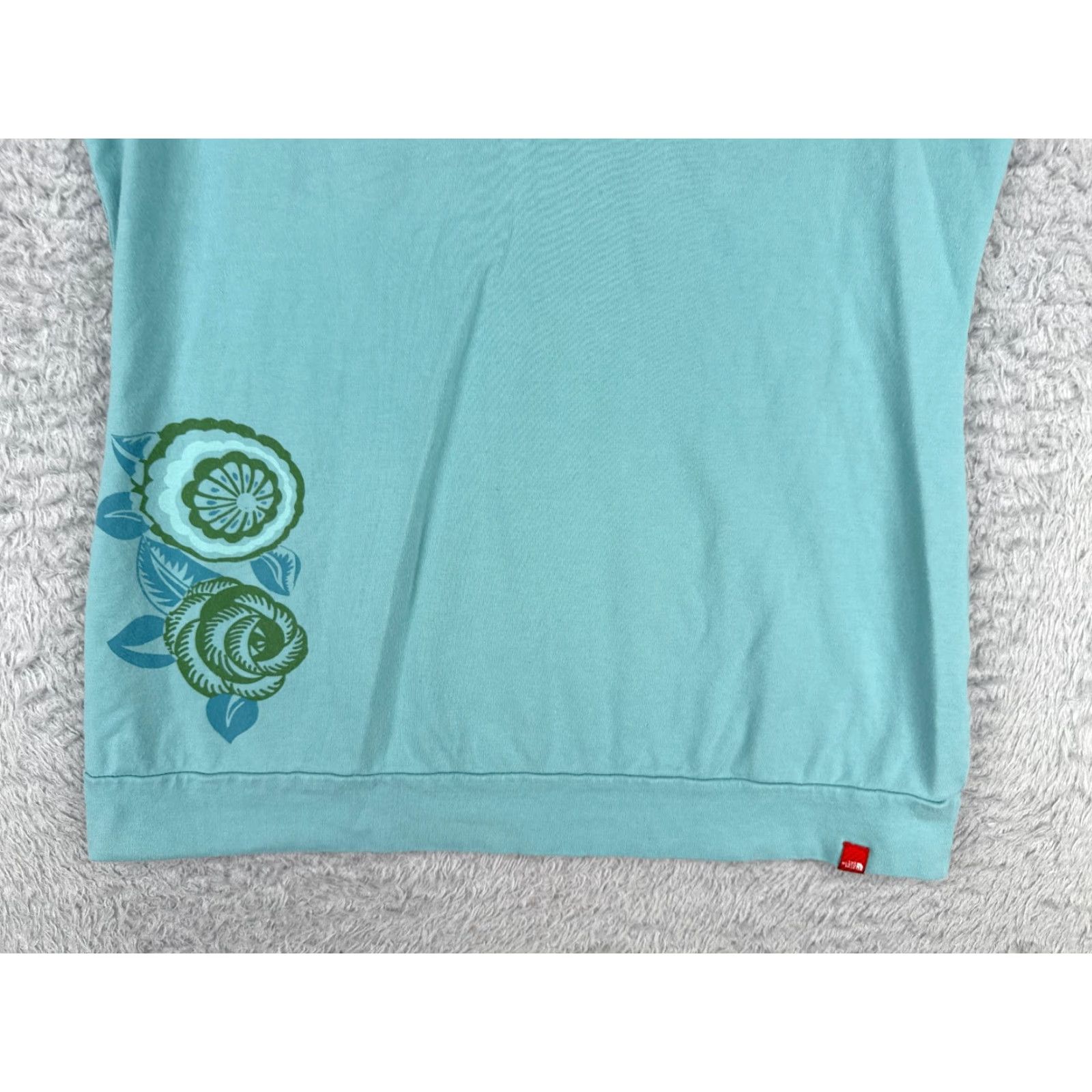 The North Face The North Face Shirt Women L Blue Floral Short Sleeve V-Neck Cotton Blend Size L / US 10 / IT 46 - 5 Thumbnail