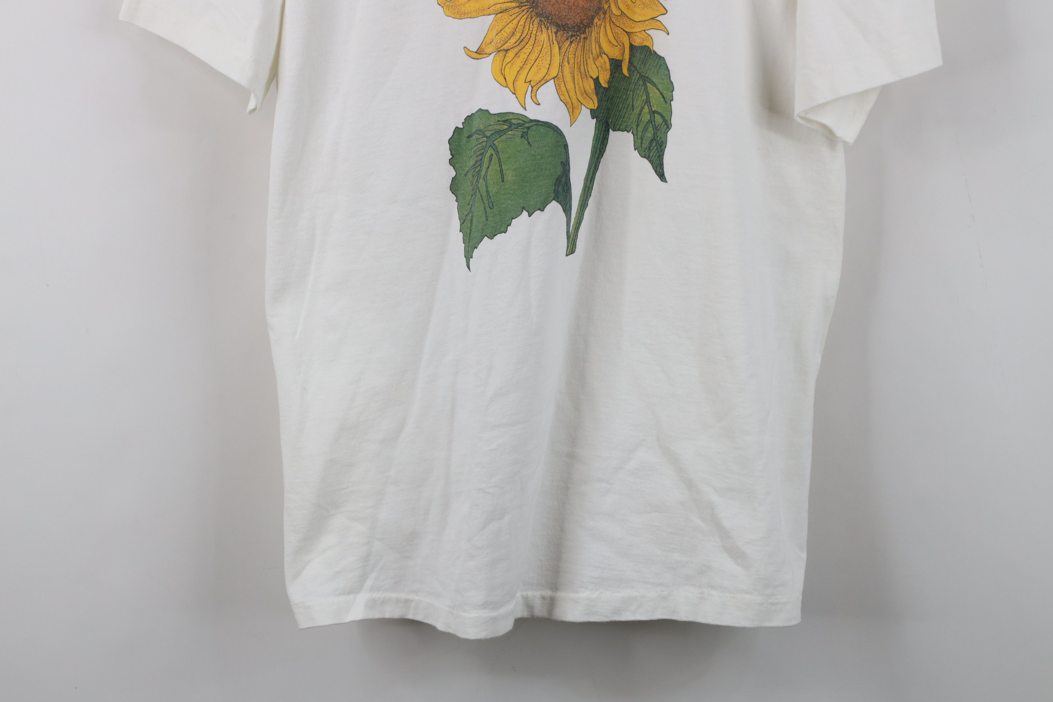 Vintage Vintage 90s Streetwear Sunflower Short Sleeve T-Shirt USA Size L / US 10 / IT 46 - 3 Thumbnail