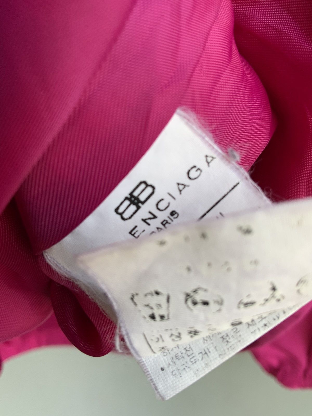 Balenciaga Vintage 90s Balenciaga Golf BB Logo Hot Pink V-Neck Size 100 Size M / US 6-8 / IT 42-44 - 4 Thumbnail