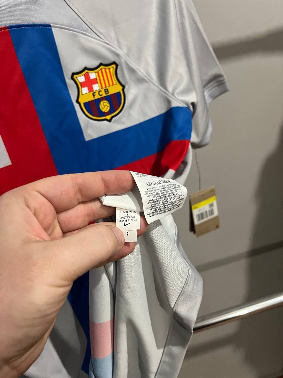 Nike NEW 2022/23 BARCELONA FC THIRD SOCCER JERSEY FOOTBALL SHIRT Size US S / EU 44-46 / 1 - 12 Thumbnail