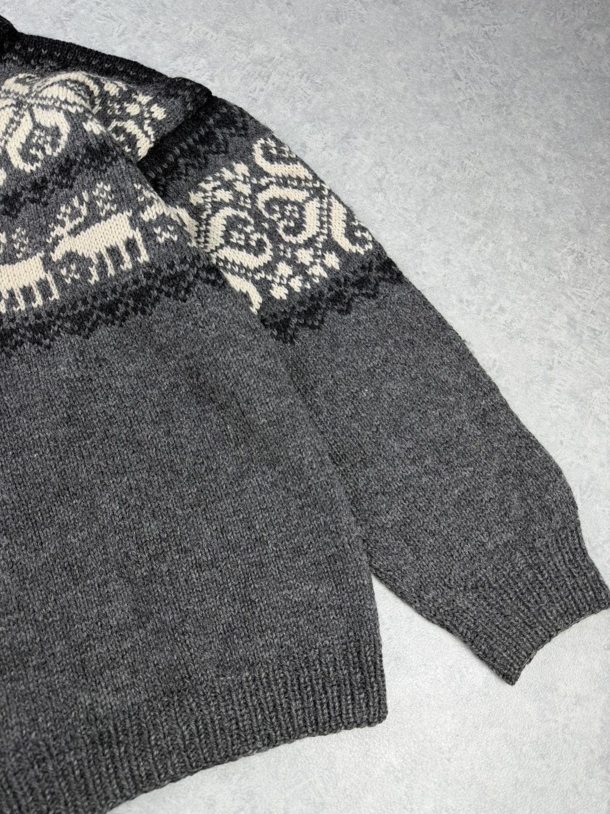 Vintage Vintage Saga Knit Norway Nordic Reindeer Wool Sweater Size US XL / EU 56 / 4 - 2 Thumbnail