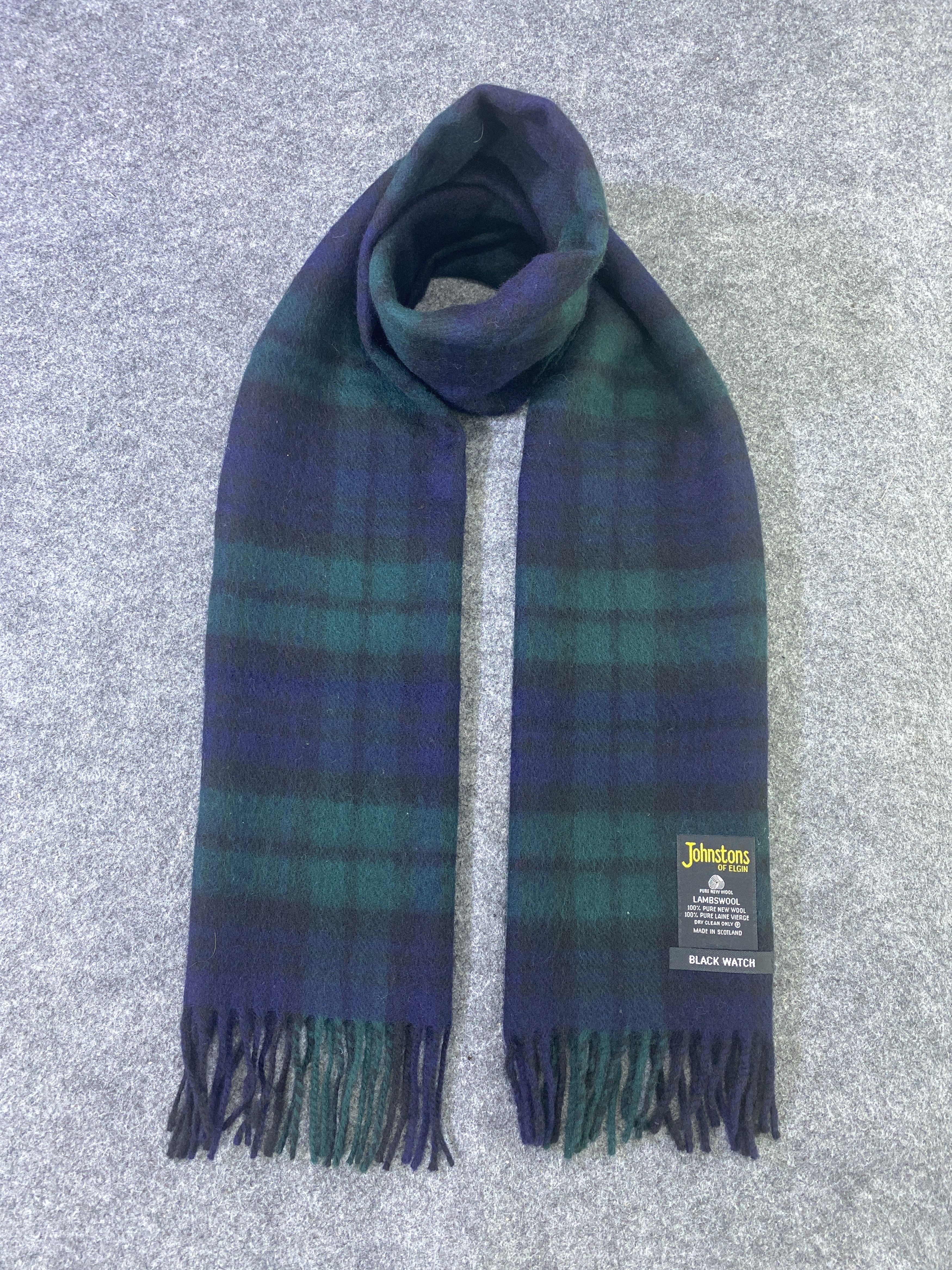 Johnstons Of Elgin Johnstons Of Elgin Scarf / Muffler / Neckwear -T982 Size ONE SIZE - 1 Thumbnail