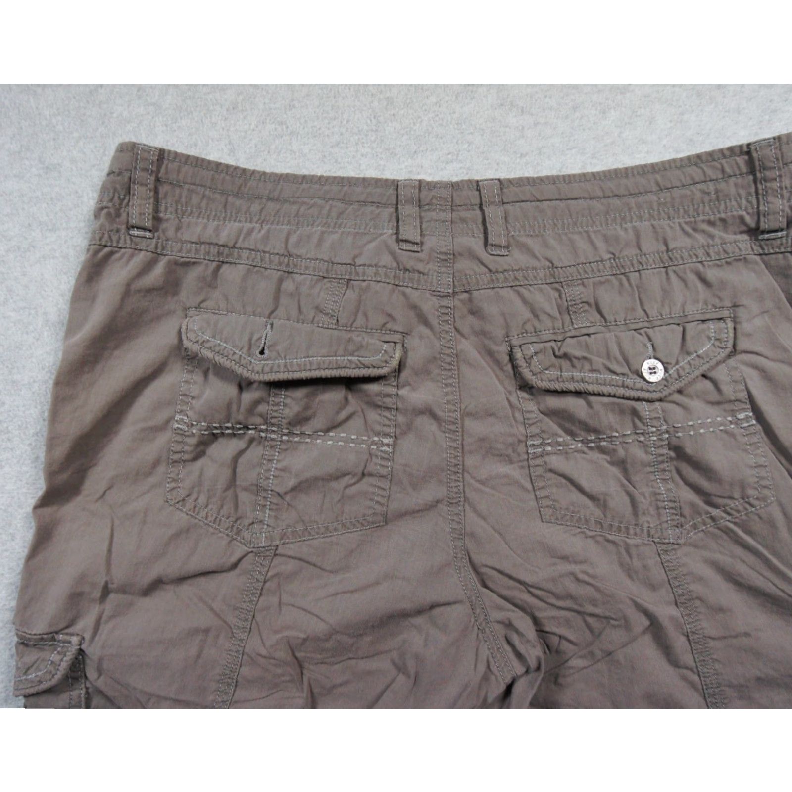 Vintage Kuhl Shorts Womens 10 Gray Cargo Pockets Kontra 118" Outdoors Hike Camp Ladies Size 32" / US 10 / IT 46 - 6 Thumbnail