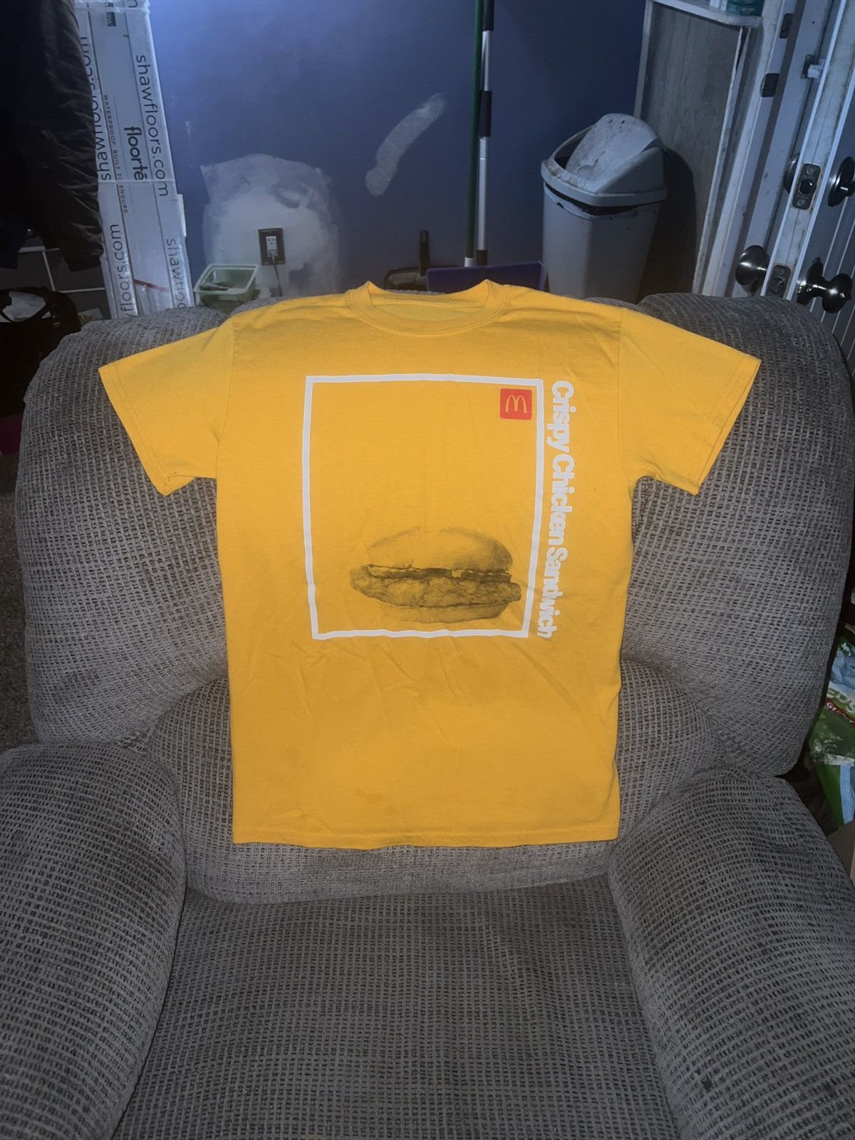 Hypebeast McDonald’s Crew Crispy Chicken Sandwich Tee Size US L / EU 52-54 / 3 - 1 Thumbnail