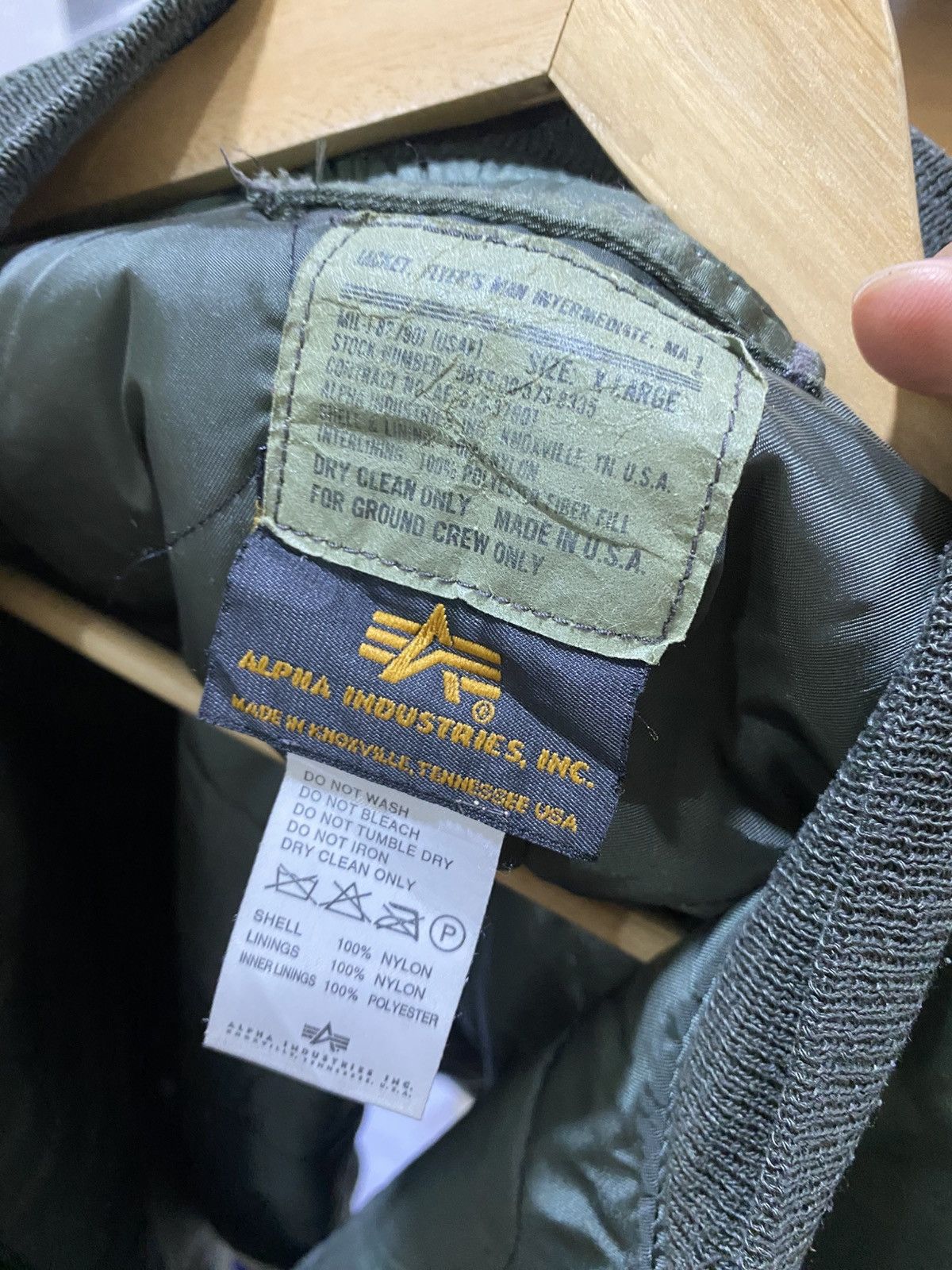 Alpha Industries Vintage Alpha industries Ma-1 Bomber Jacket Olive Green Size US XL / EU 56 / 4 - 10 Thumbnail