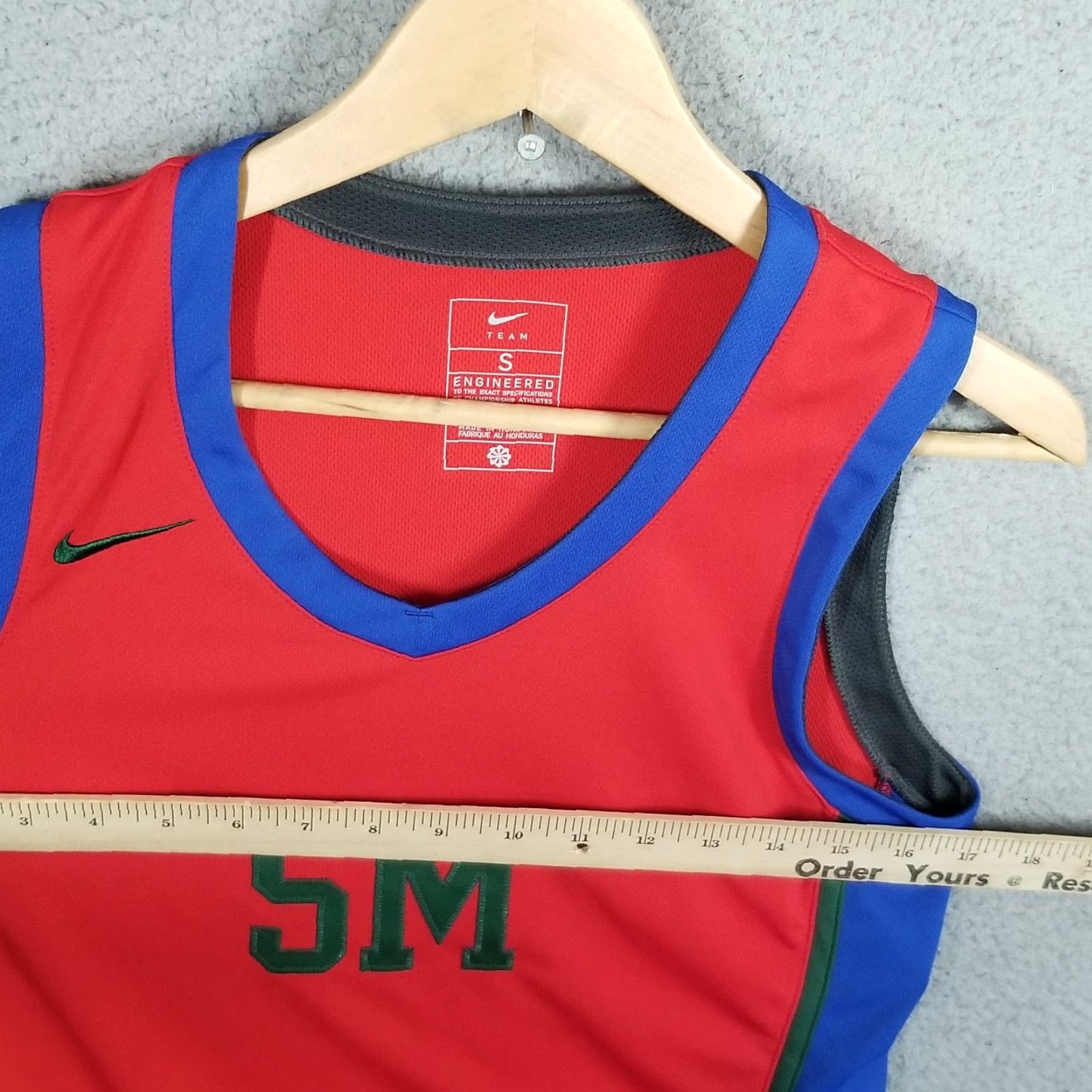 Nike Nike Elite Basketball Jersey Woman Small Red DN5278 RARE Nike Dri-Fit Elite Nike Basketball Jersey Woman Small Red DN5278 RARE Size S / US 4 / IT 40 - 6 Thumbnail