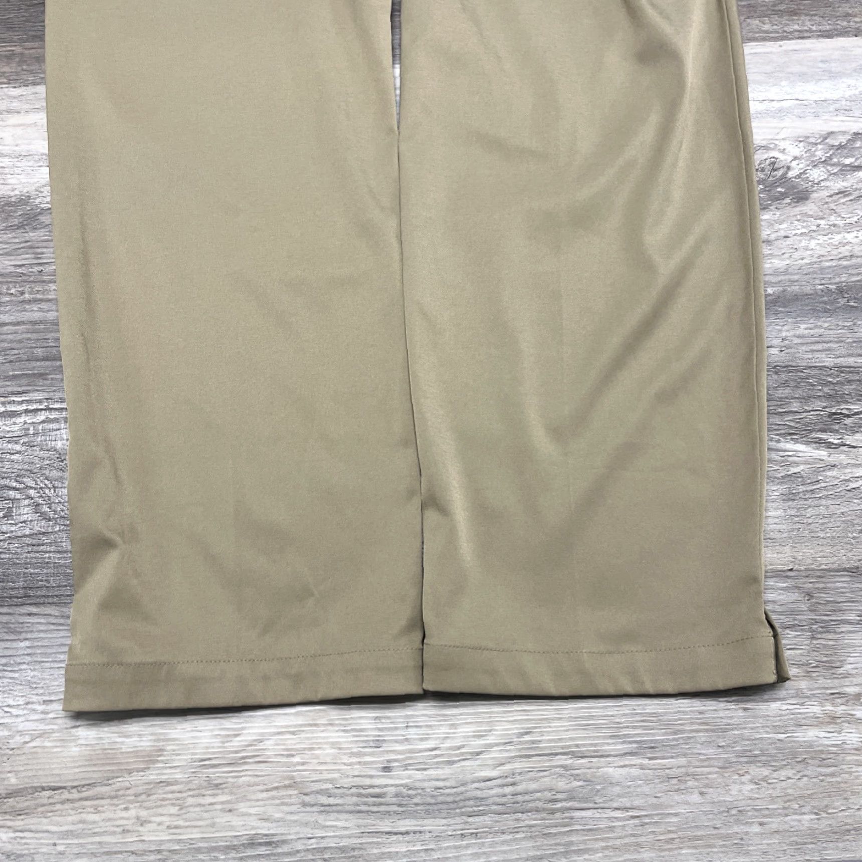Nike Nike Golf Pants Mens 36 x 32 Pleated Chino Performance Stretch Slacks Black Brown Blue Navy Size US 36 / EU 52 - 2 Thumbnail