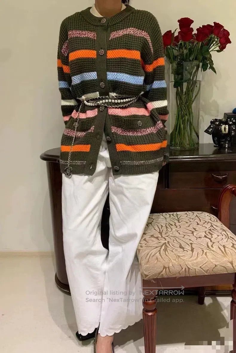 Chanel Chanel Gemstone buckle colourful striped sweater coat Size XS / US 0-2 / IT 36-38 - 8 Thumbnail