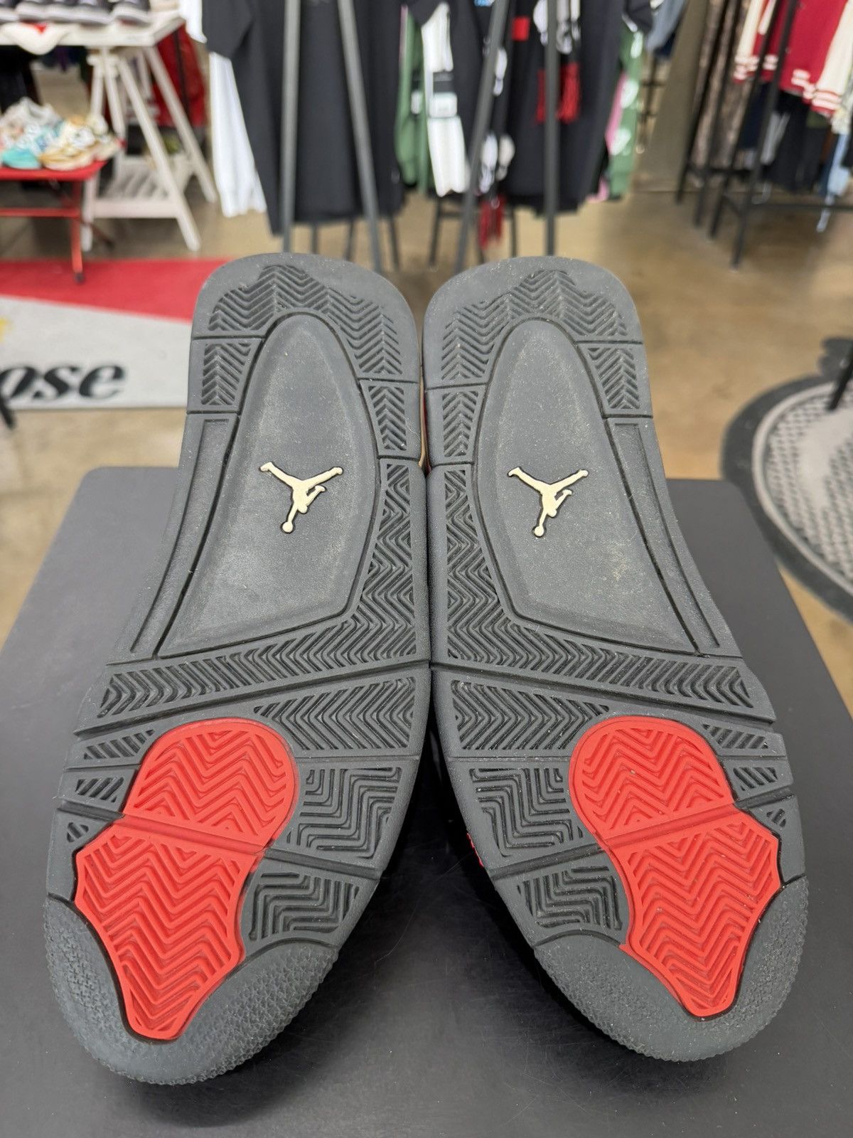 Jordan Brand Jordan 4 Red Thunder Size 10 (2022) Size US 10 / EU 43 - 9 Thumbnail