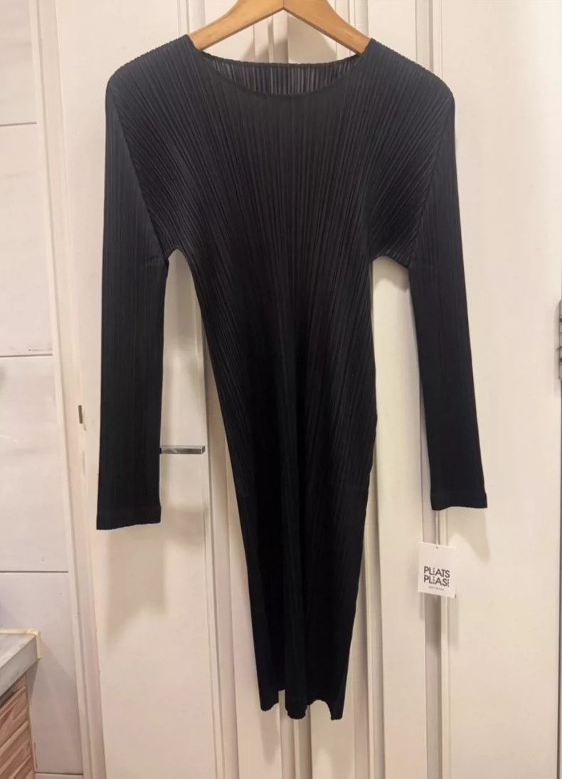 Issey Miyake Issey Miyake size:3 black dress Size XS / US 0-2 / IT 36-38 - 6 Thumbnail