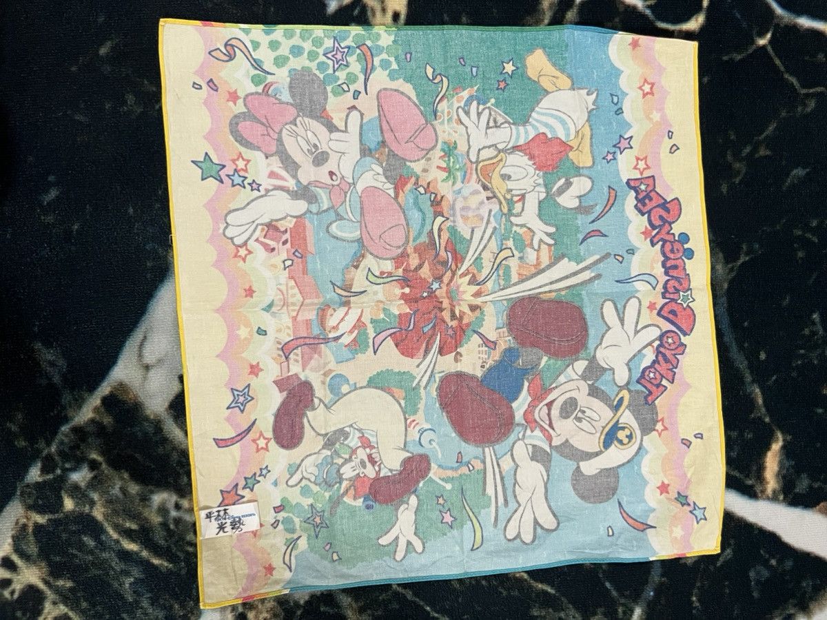 Disney × Mickey Mouse Disney Handkerchief/ mickey mouse Size ONE SIZE - 12 Thumbnail