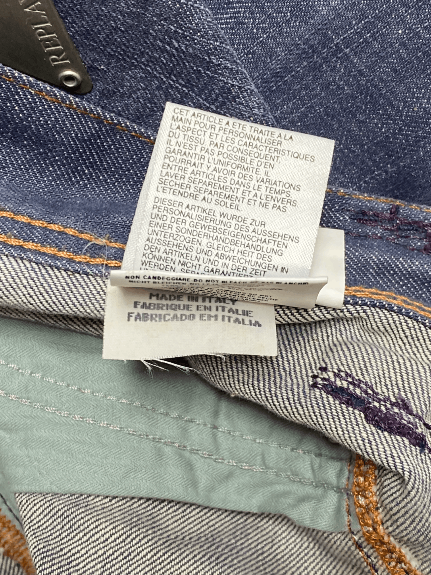 Jean Vintage REPLAY Navy Denim Jeans Y2k Style Beautiful Size US 34 / EU 50 - 10 Thumbnail