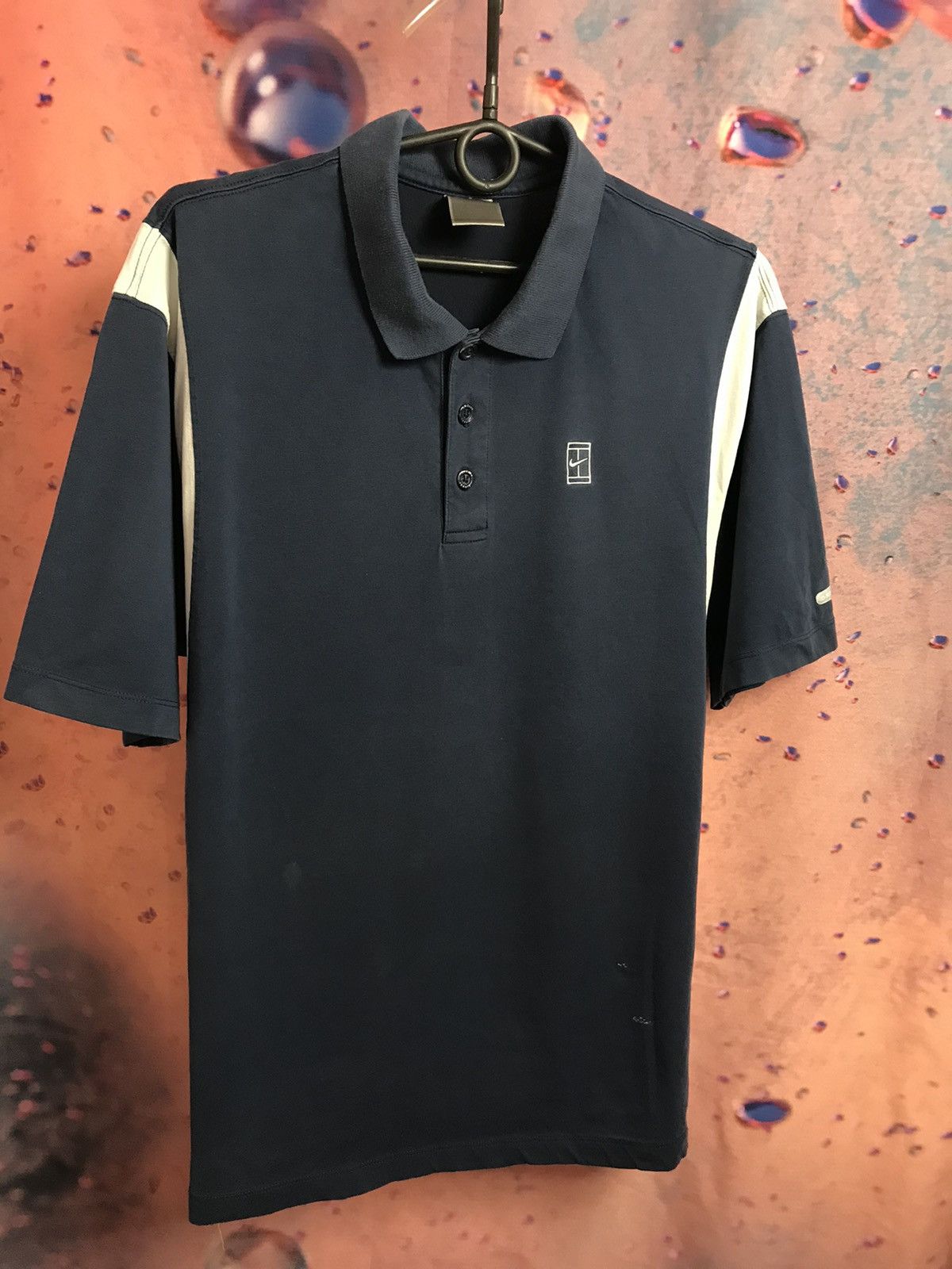 Nike Vintage Nike court streetwear polo tee Size US M / EU 48-50 / 2 - 2 Thumbnail