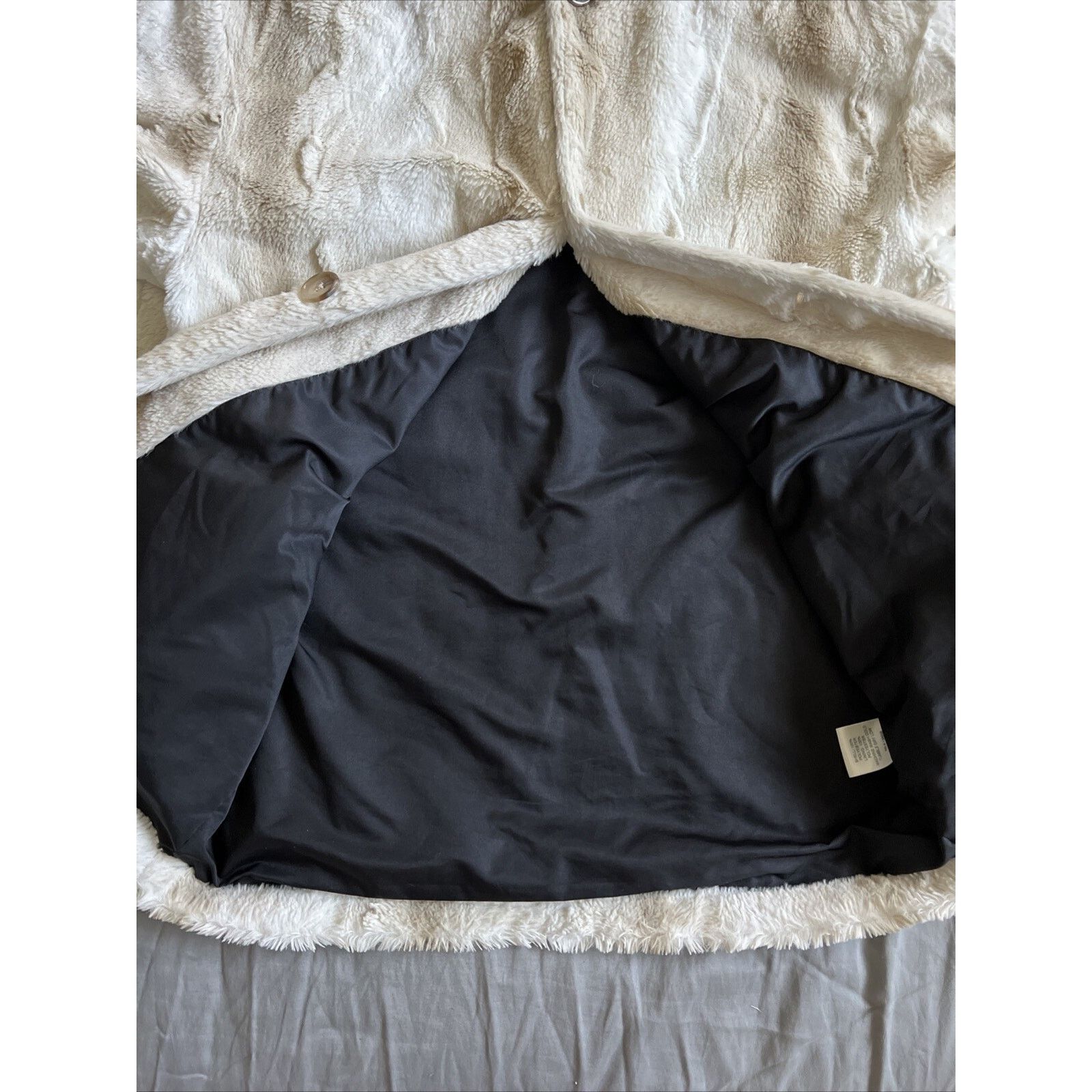 Noon Goons NOON GOONS FUR HOODED JACKET IN NEUTRALS Size XS Unisex Size XS / US 0-2 / IT 36-38 - 8 Thumbnail