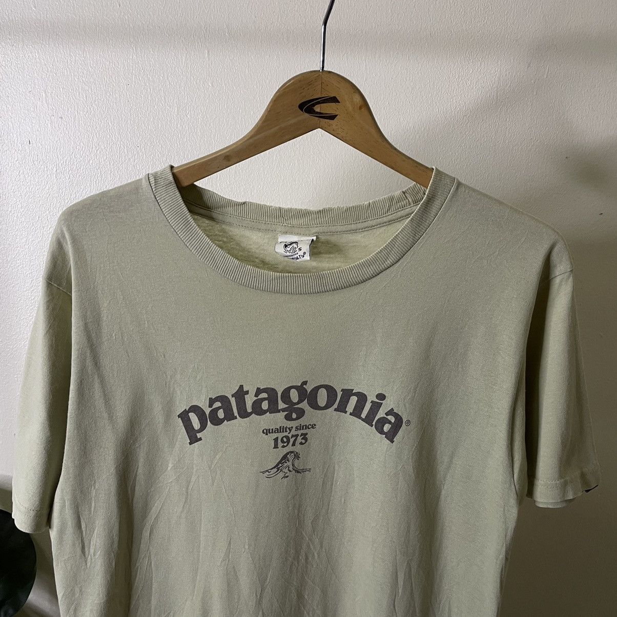 Patagonia Vintage 2000s Patagonia T Shirt Size US M / EU 48-50 / 2 - 2 Thumbnail