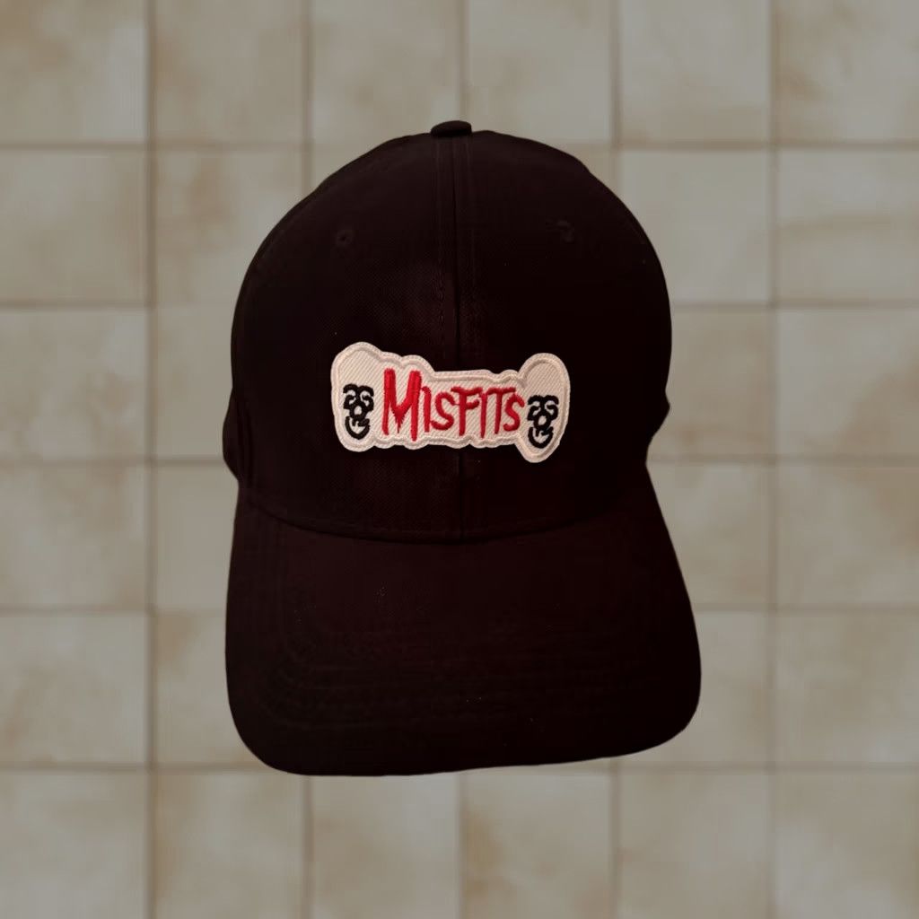 Nike Nike Fitted Hat Mens Sz M/L Black Snapback Adjustable Straps Punk Misfits Vinyl Punk Rock Casual Vintage No Size ONE SIZE - 1 Thumbnail