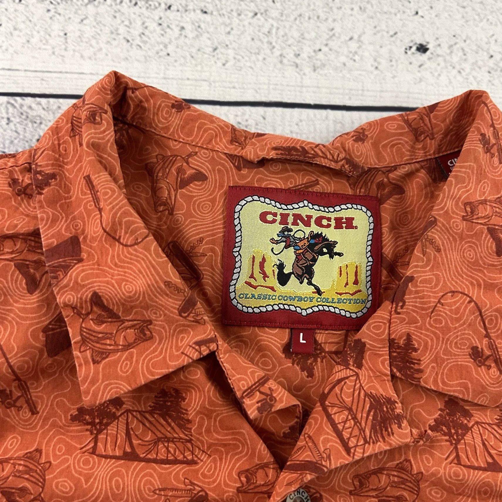 Gloverall CINCH Shirt Short Sleeve Western All Over Print Button Front Men's Large Orange Size US L / EU 52-54 / 3 - 2 Thumbnail