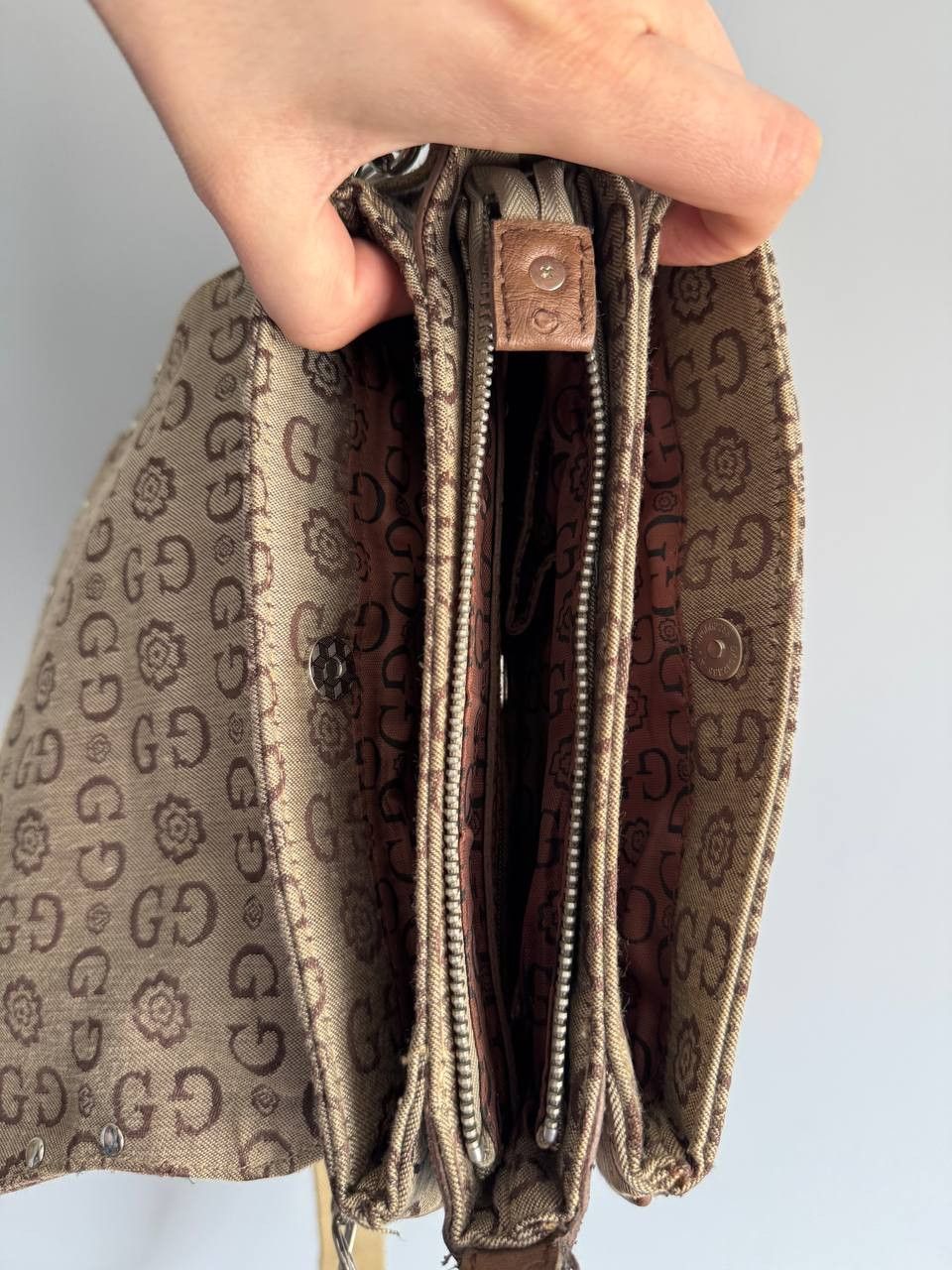 Guess Y2K Vintage Gussaci monogram shoulder bag guess style Size ONE SIZE - 12 Thumbnail