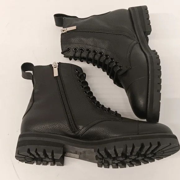 Jimmy Choo Jimmy Choo Halden Pebbled Leather Combat Boots - EU36/US6 Size US 6 / IT 36 - 6 Thumbnail